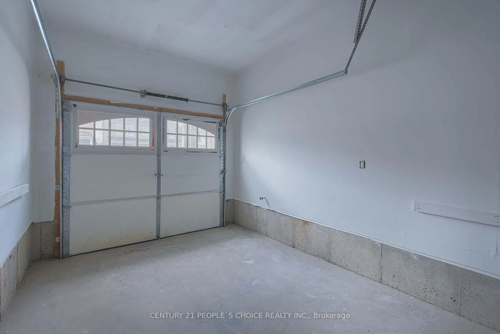 Photo 41 of 26 Shoreacres Drive, Kitchener — HOMEH