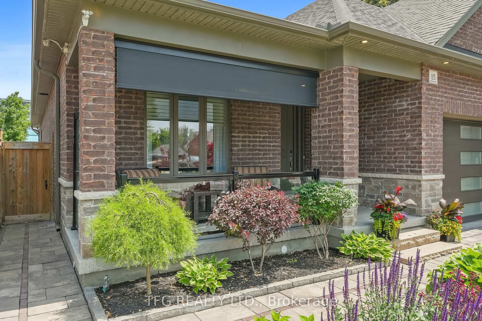 Photo 4 of 115 Duke Street, Clarington, Bowmanville — HOMEH