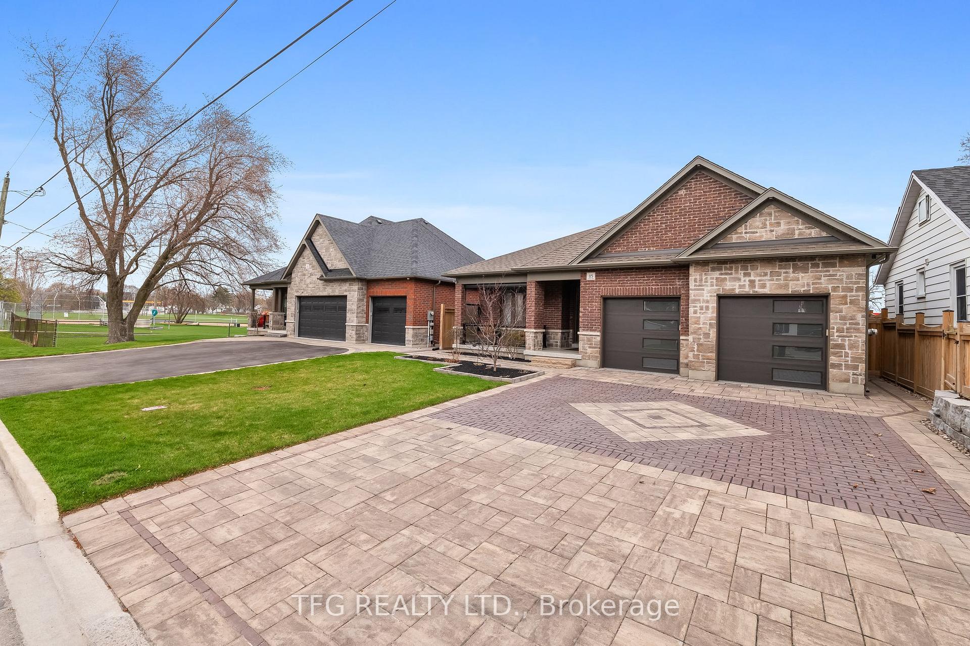 Photo 5 of 115 Duke Street, Clarington, Bowmanville — HOMEH