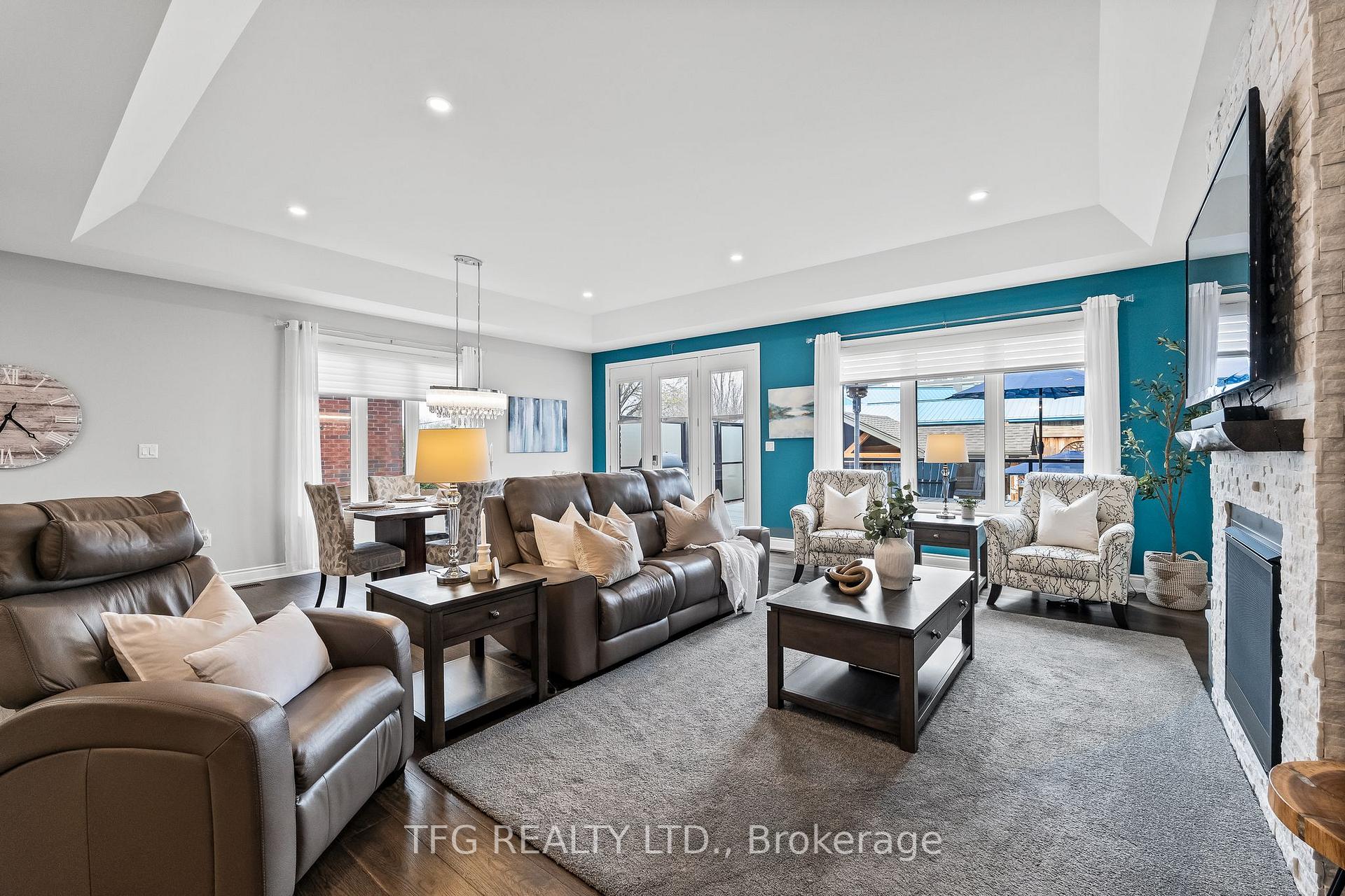 Photo 10 of 115 Duke Street, Clarington, Bowmanville — HOMEH