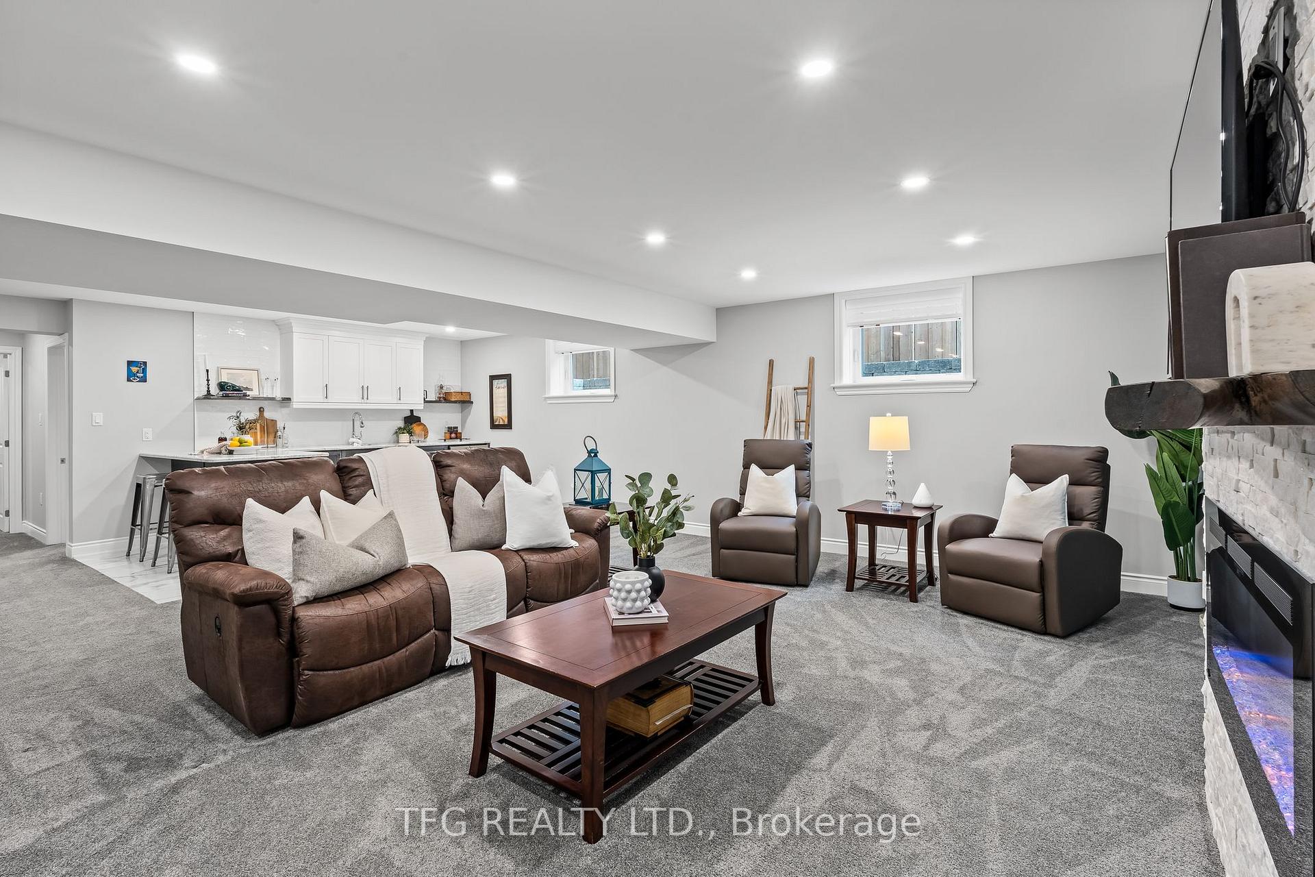 Photo 35 of 115 Duke Street, Clarington, Bowmanville — HOMEH