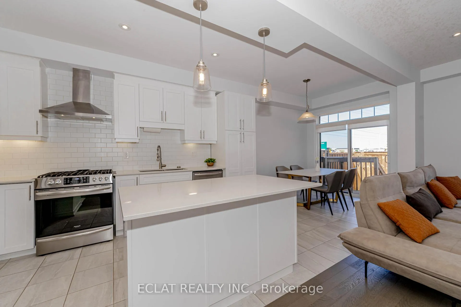 Photo 13 of Unit 19, 1 Tom Brown Drive, Brant, Paris — HOMEH