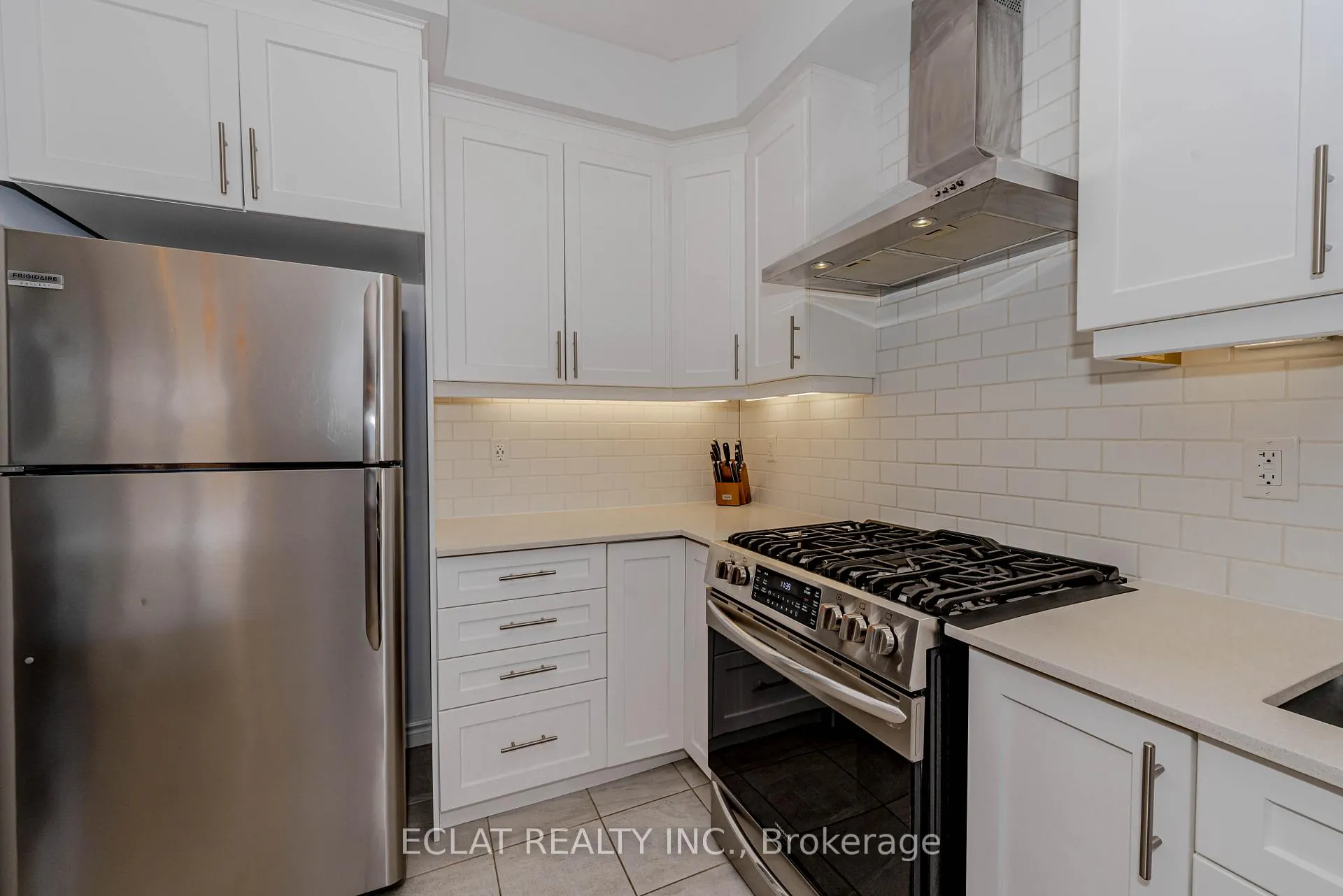 Photo 17 of Unit 19, 1 Tom Brown Drive, Brant, Paris — HOMEH