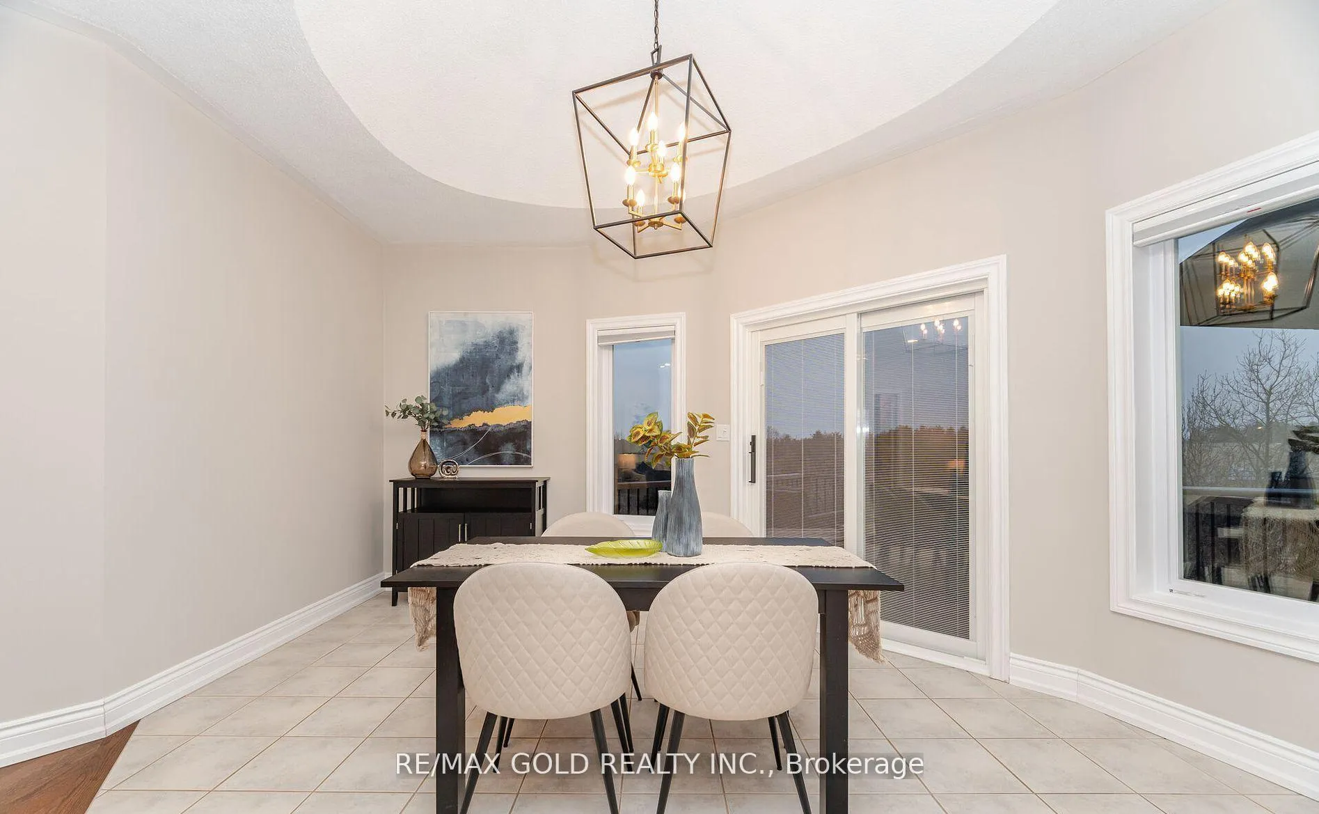 Photo 17 of 12 Vista View Court, Caledon, Rural Caledon — HOMEH