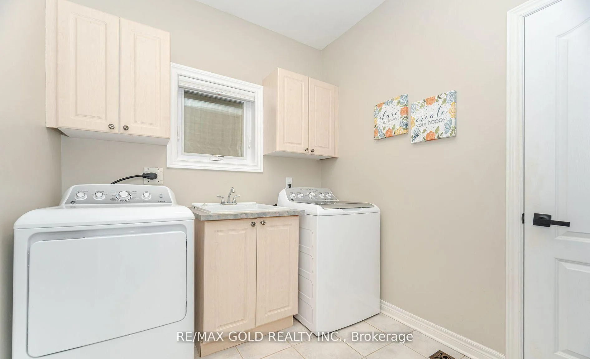 Photo 31 of 12 Vista View Court, Caledon, Rural Caledon — HOMEH