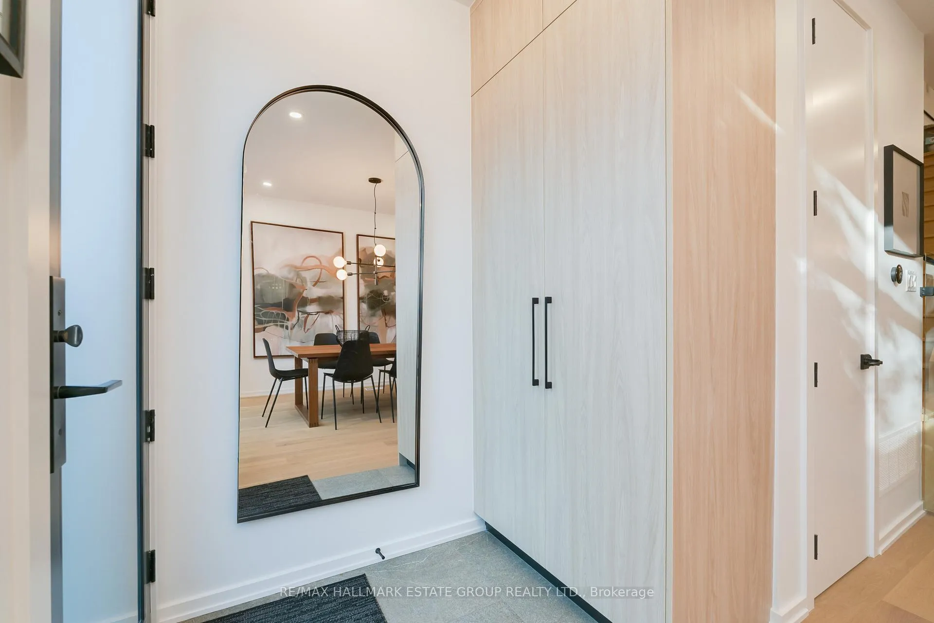 Photo 3 of 39 Lewis Street, Toronto, South Riverdale — HOMEH
