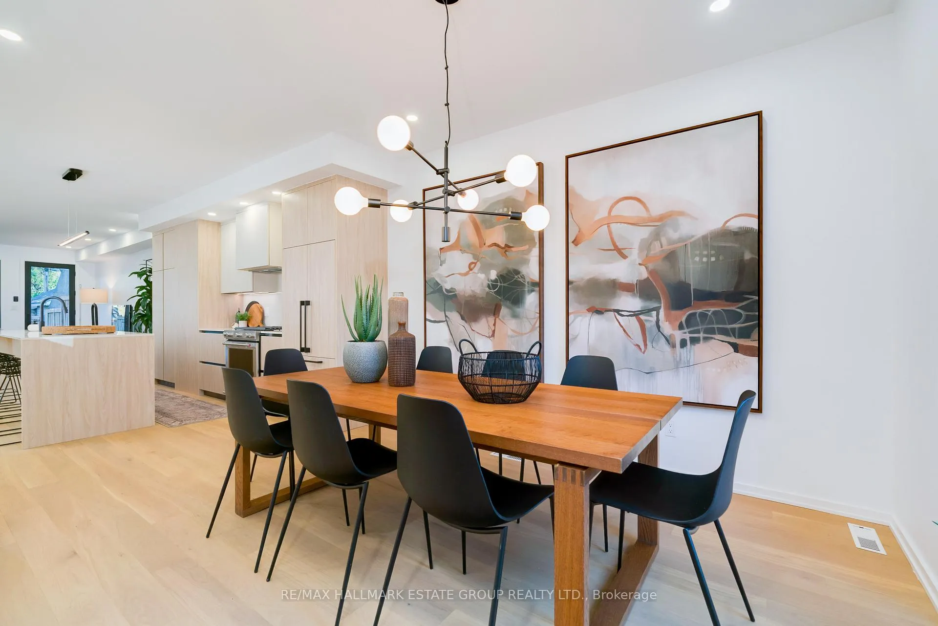 Photo 5 of 39 Lewis Street, Toronto, South Riverdale — HOMEH