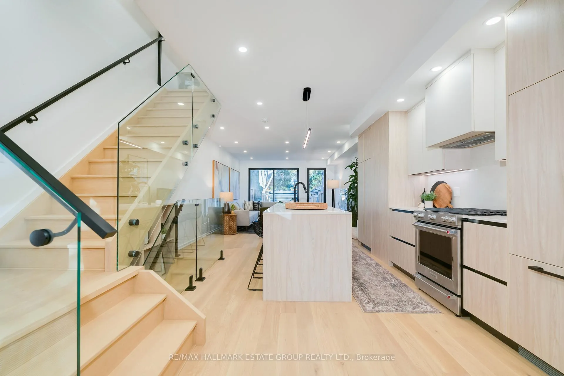 Photo 8 of 39 Lewis Street, Toronto, South Riverdale — HOMEH