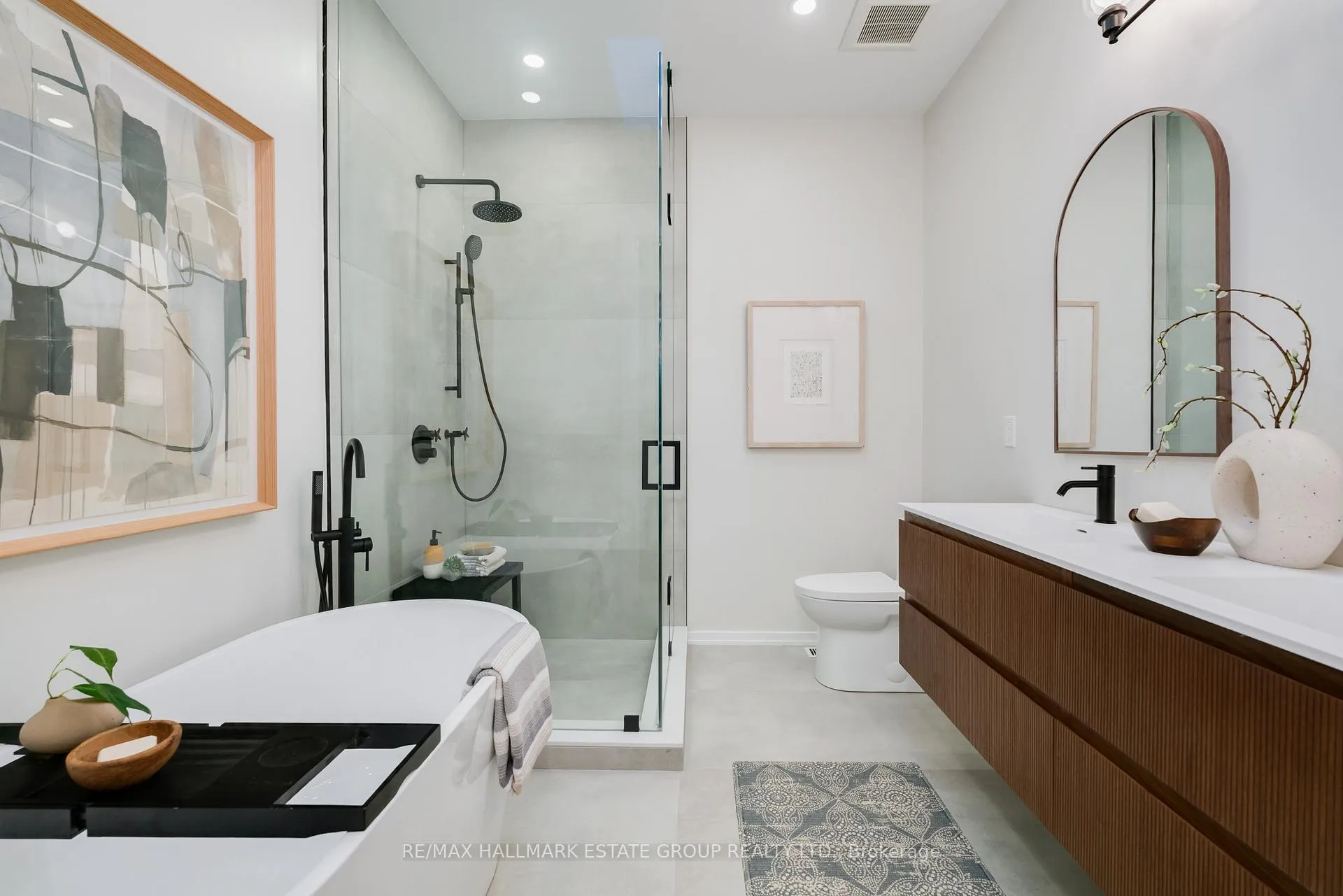 Photo 32 of 39 Lewis Street, Toronto, South Riverdale — HOMEH