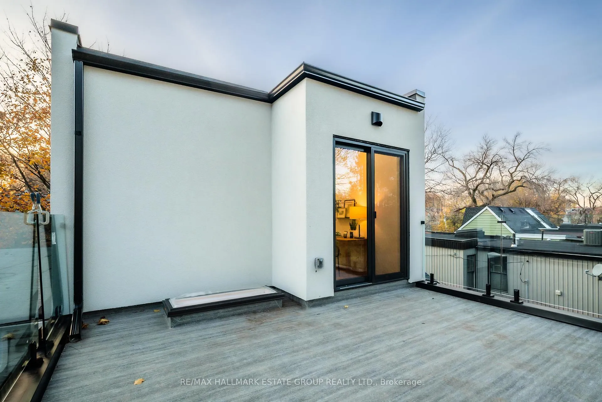 Photo 36 of 39 Lewis Street, Toronto, South Riverdale — HOMEH