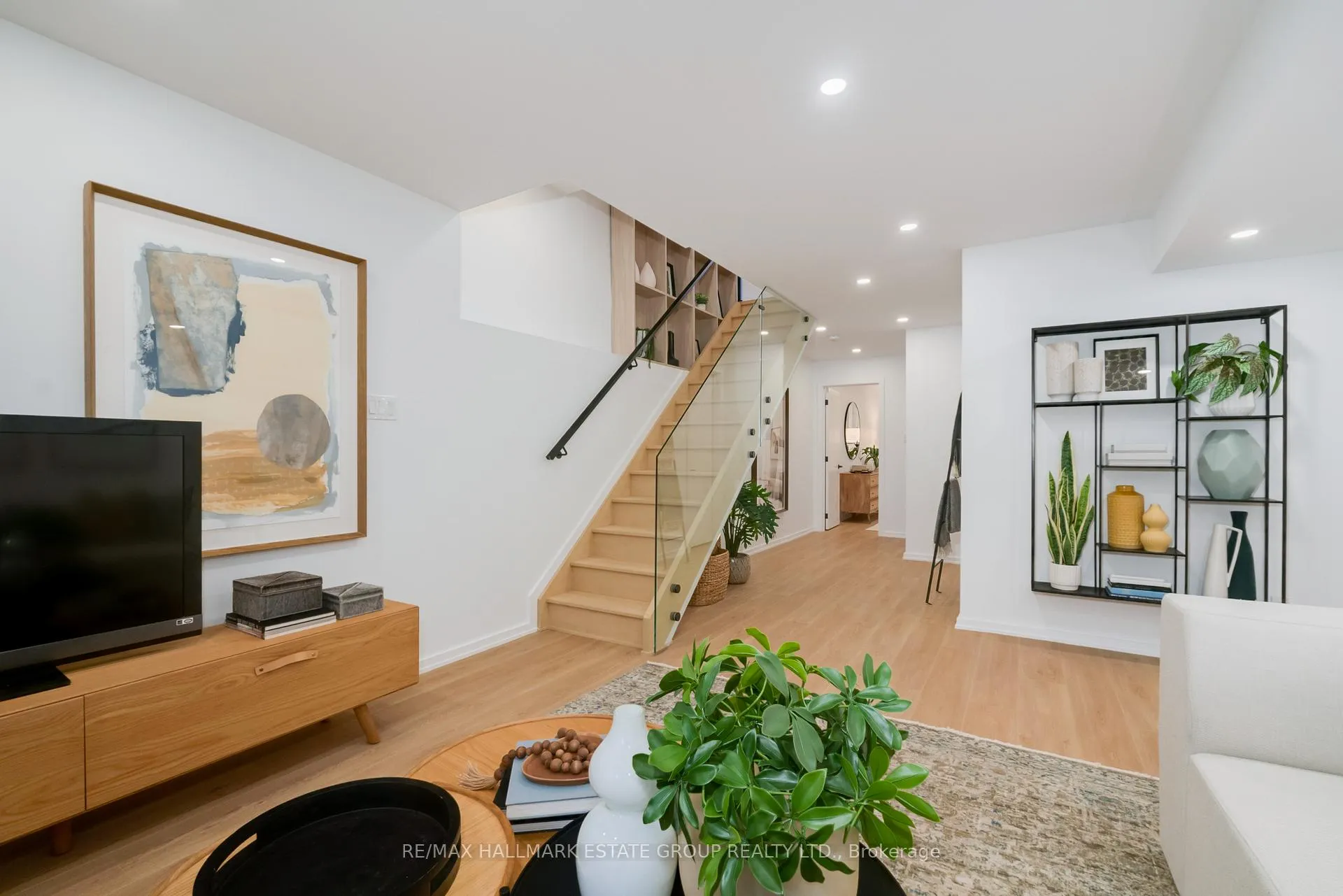 Photo 41 of 39 Lewis Street, Toronto, South Riverdale — HOMEH