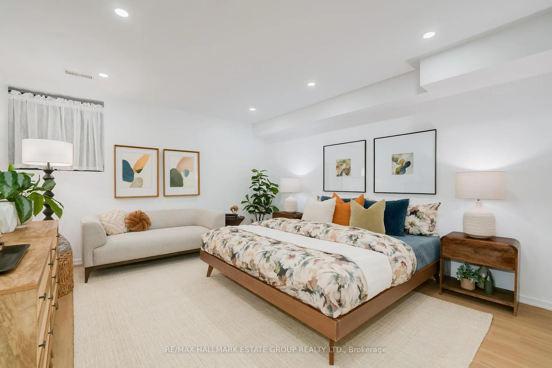 Photo 43 of 39 Lewis Street, Toronto, South Riverdale — HOMEH