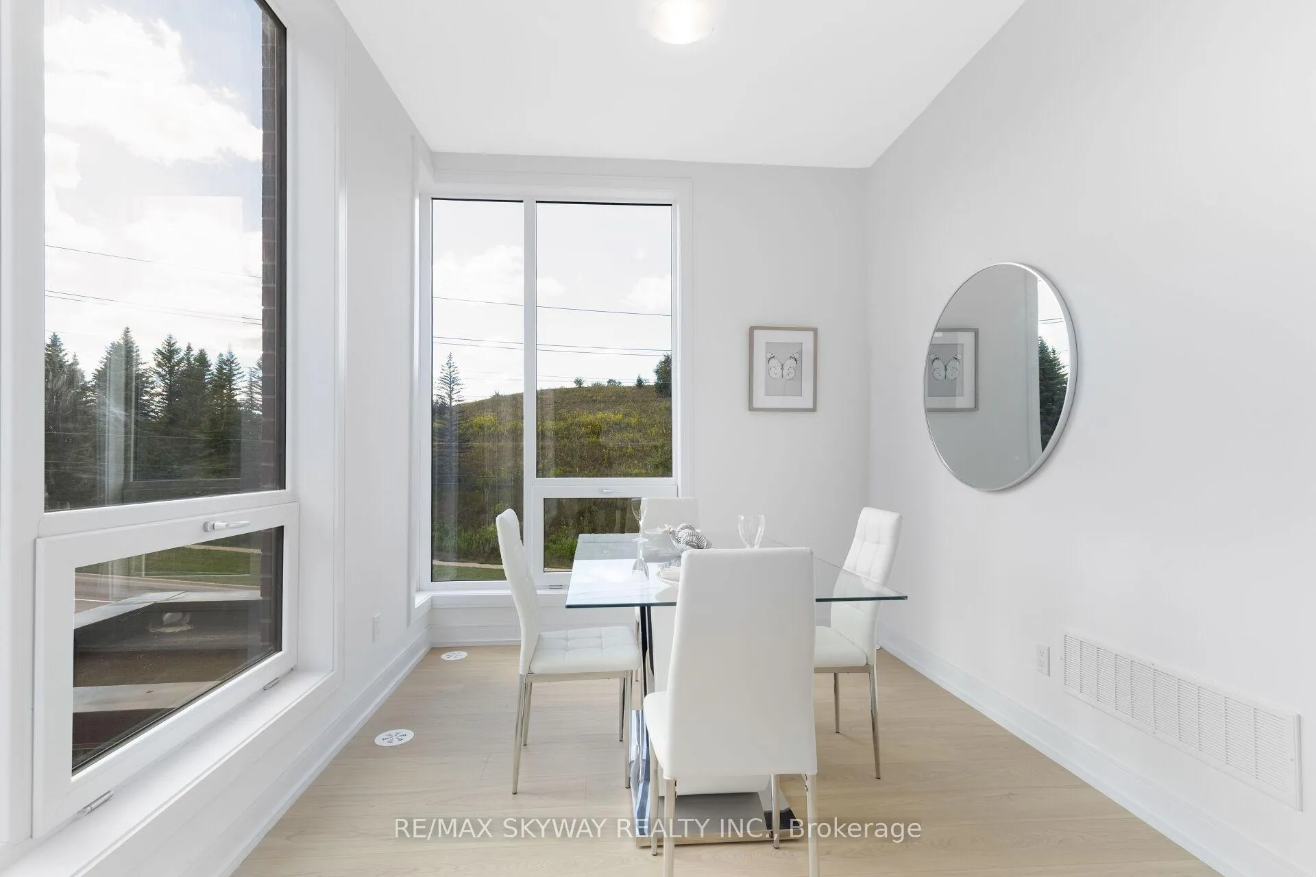 Photo 22 of 7 Taylor Court, Caledon, Bolton West — HOMEH