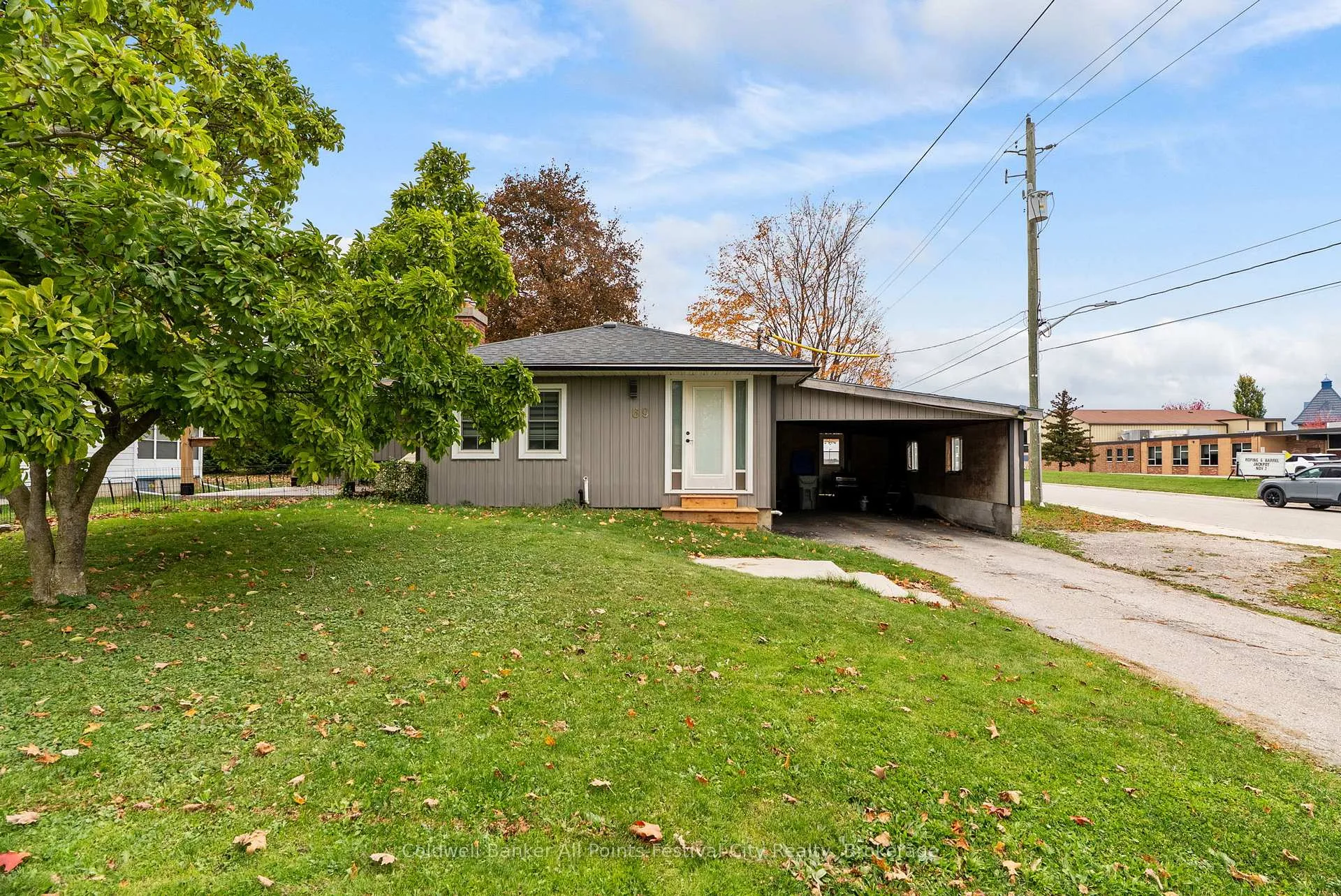 Photo 6 of 69 Whitehead Street, Central Huron, Clinton — HOMEH