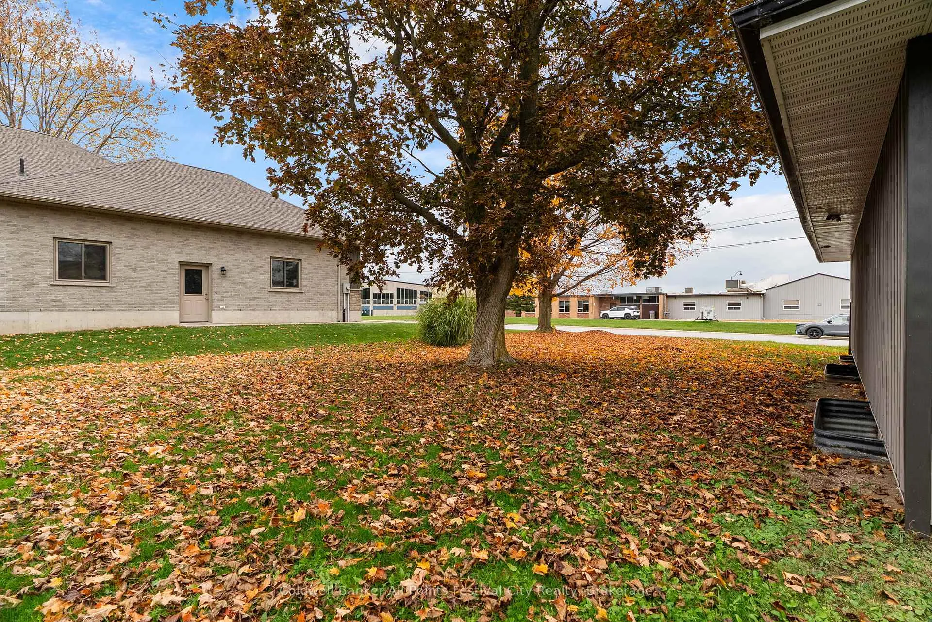 Photo 35 of 69 Whitehead Street, Central Huron, Clinton — HOMEH