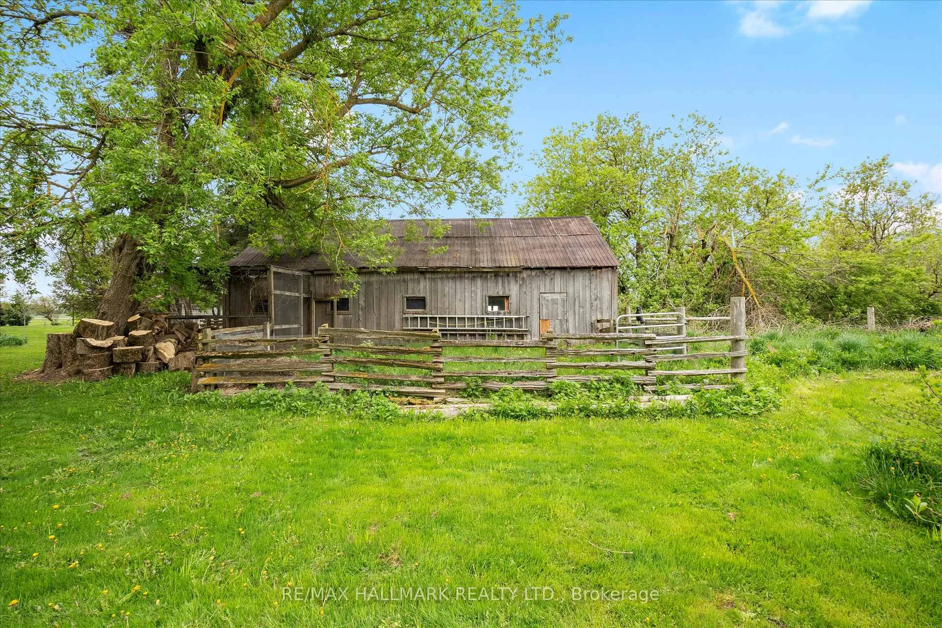 Photo 37 of 473395 County Road 11, Amaranth, Rural Amaranth — HOMEH