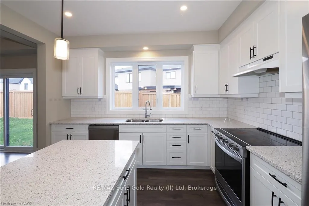 Photo 13 of 168 Otterbein Road, Kitchener — HOMEH