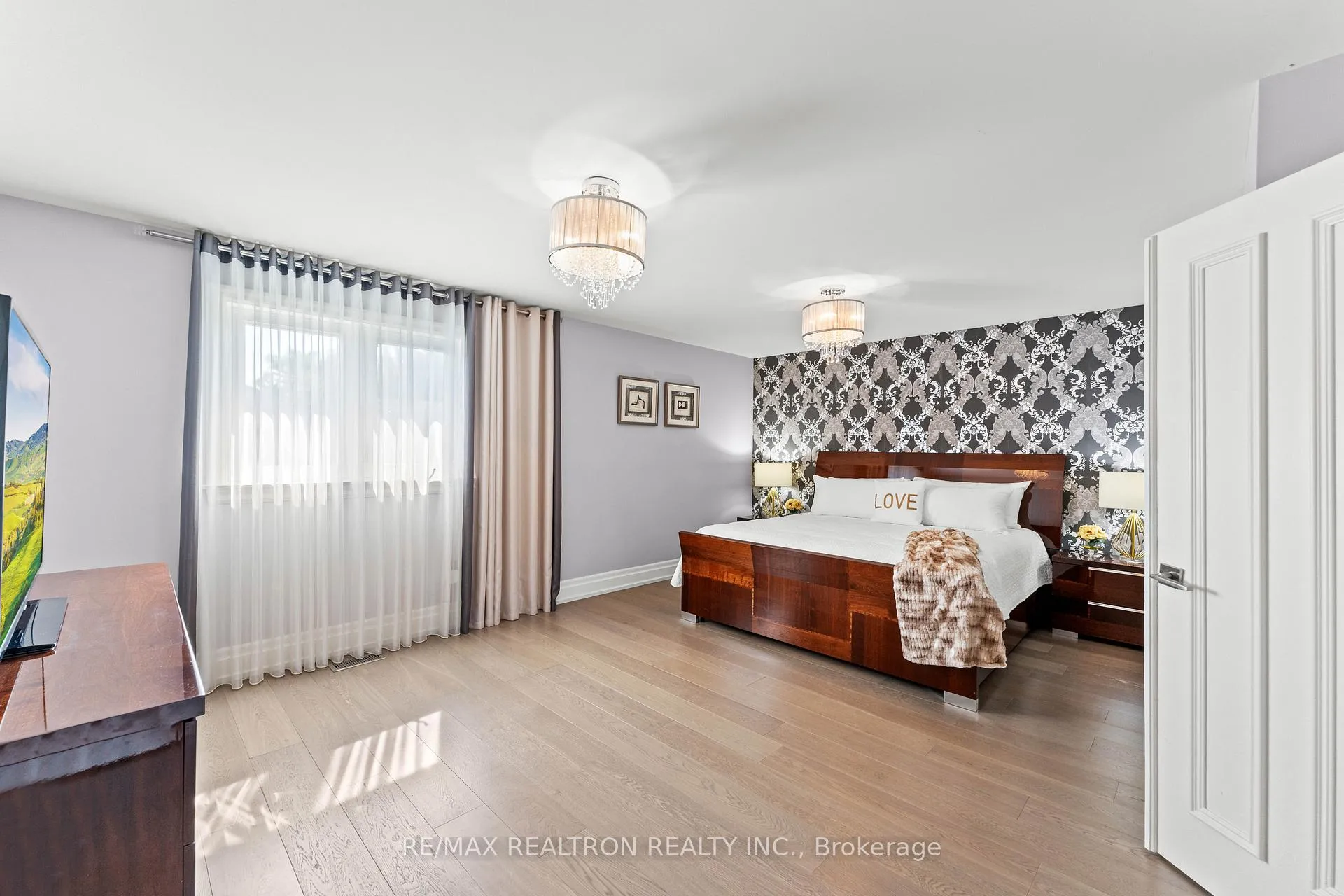 Photo 22 of 90 Savoy Crescent, Vaughan, Beverley Glen — HOMEH