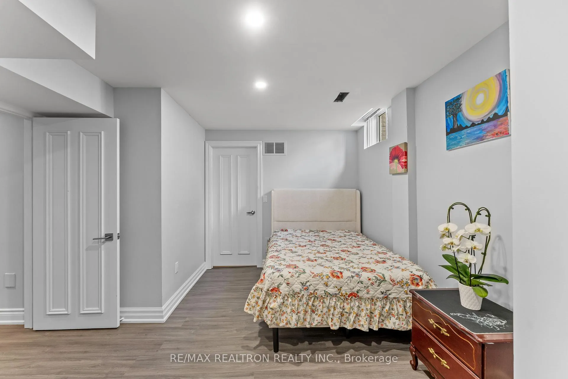 Photo 36 of 90 Savoy Crescent, Vaughan, Beverley Glen — HOMEH