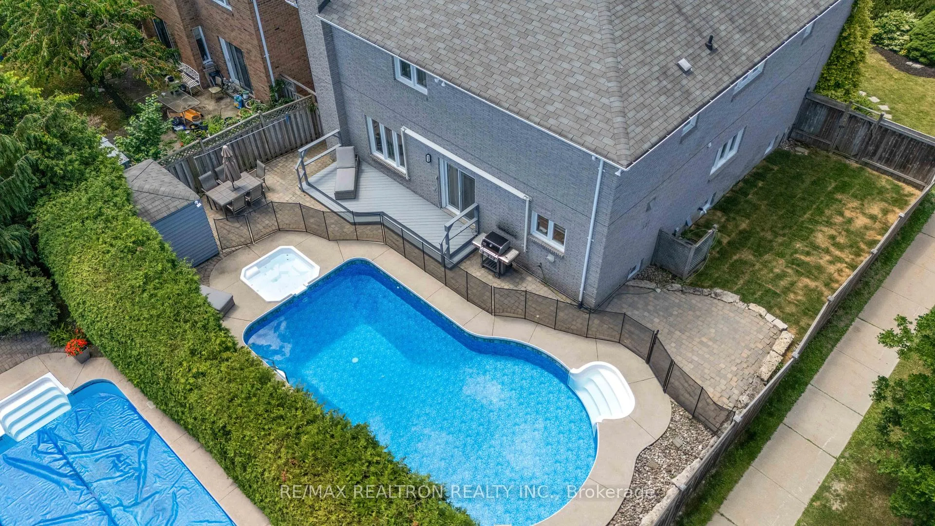Photo 48 of 90 Savoy Crescent, Vaughan, Beverley Glen — HOMEH