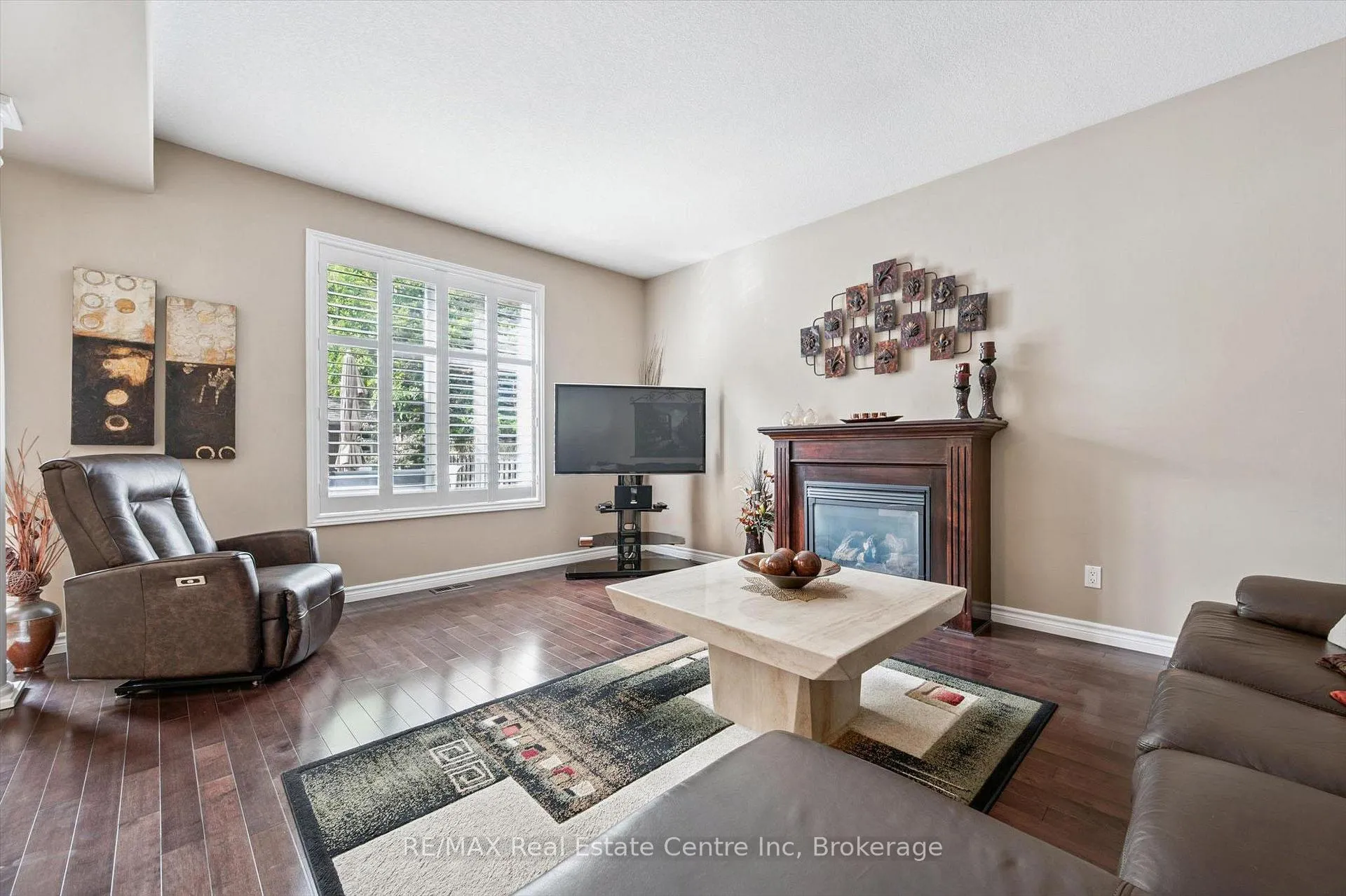 Photo 14 of 32 Frasson Drive, Guelph, Grange Road — HOMEH