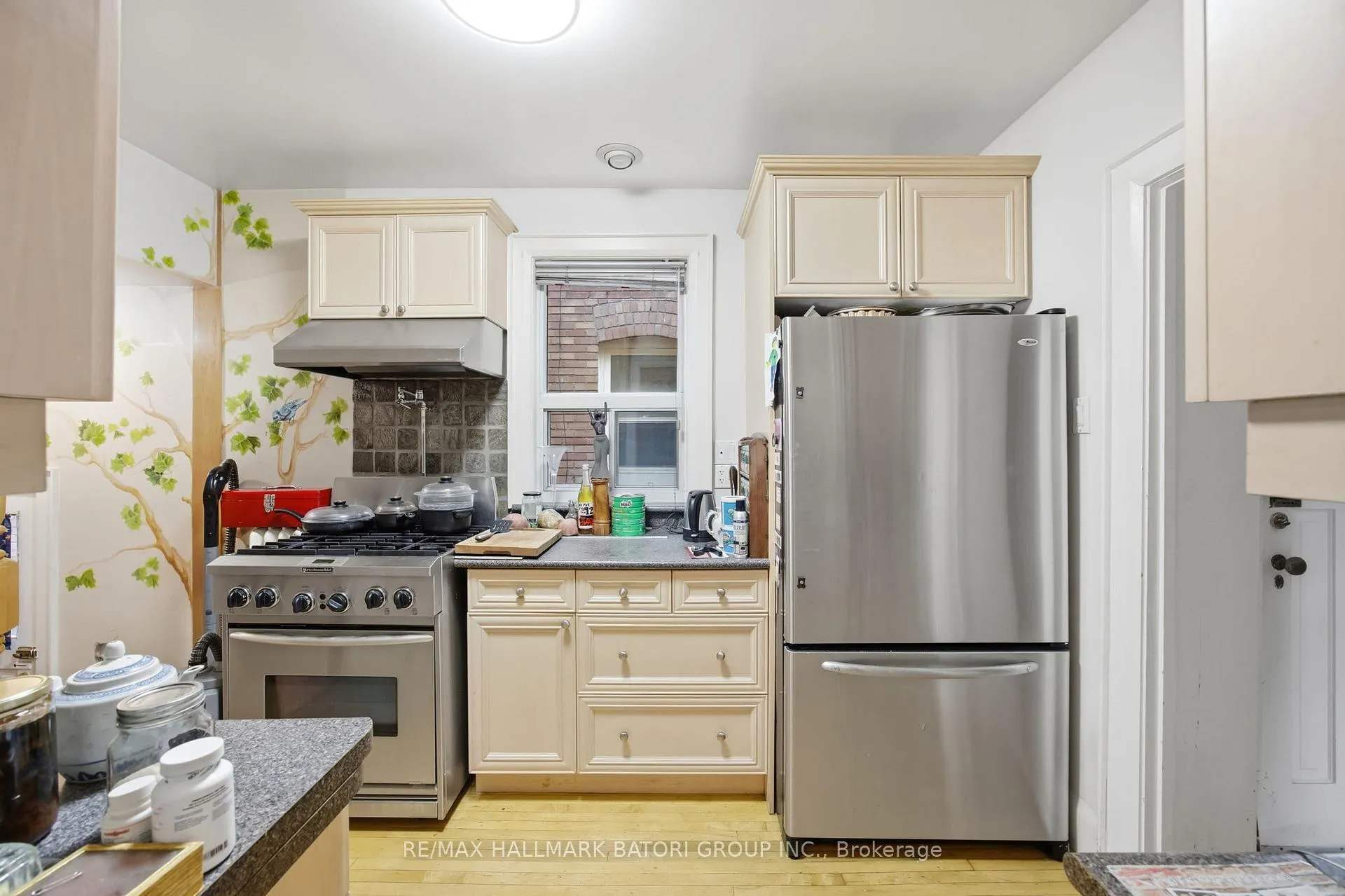 Photo 5 of 405 St Clements Avenue, Toronto, Lawrence Park South — HOMEH