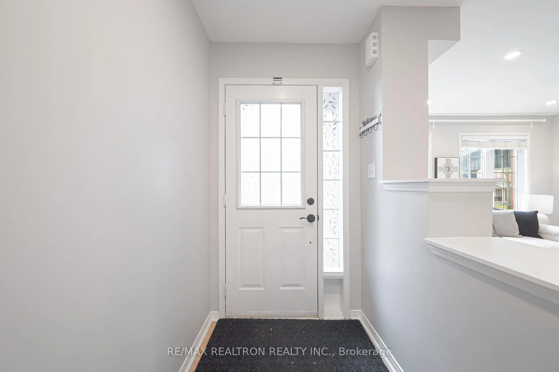 Photo 3 of 195 Equator Crescent, Vaughan, Vellore Village — HOMEH