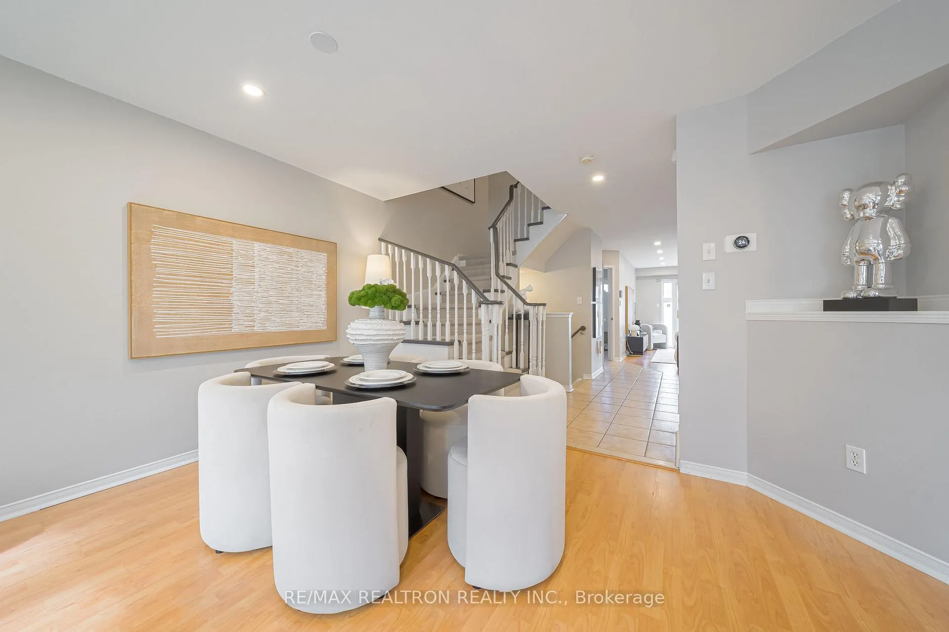 Photo 7 of 195 Equator Crescent, Vaughan, Vellore Village — HOMEH