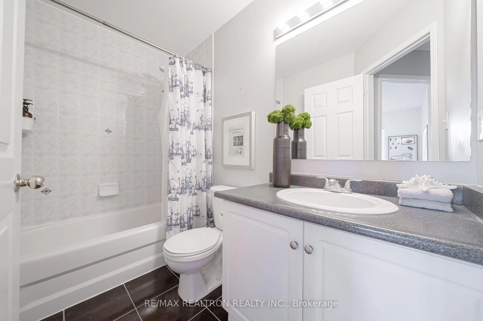 Photo 21 of 195 Equator Crescent, Vaughan, Vellore Village — HOMEH