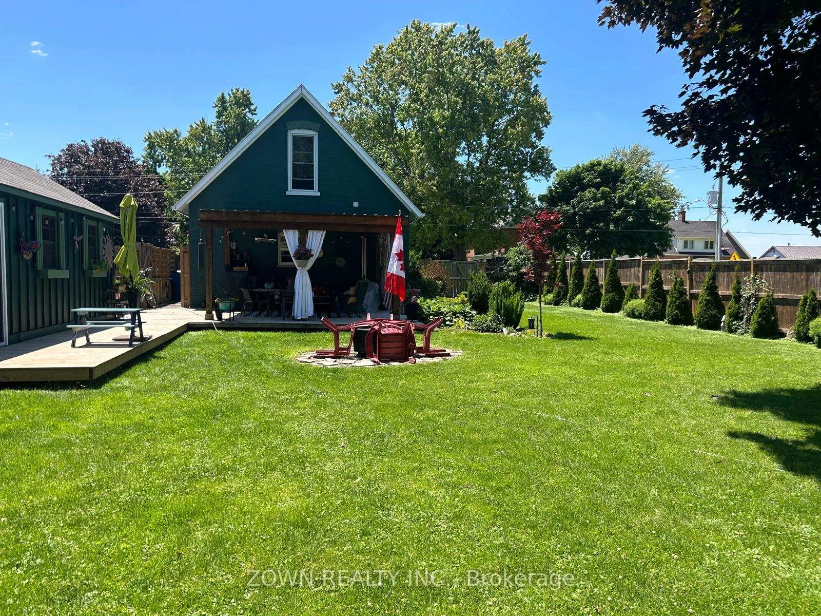 Photo 1 of 68 Victoria Street, Chatham-Kent, Thamesville — HOMEH