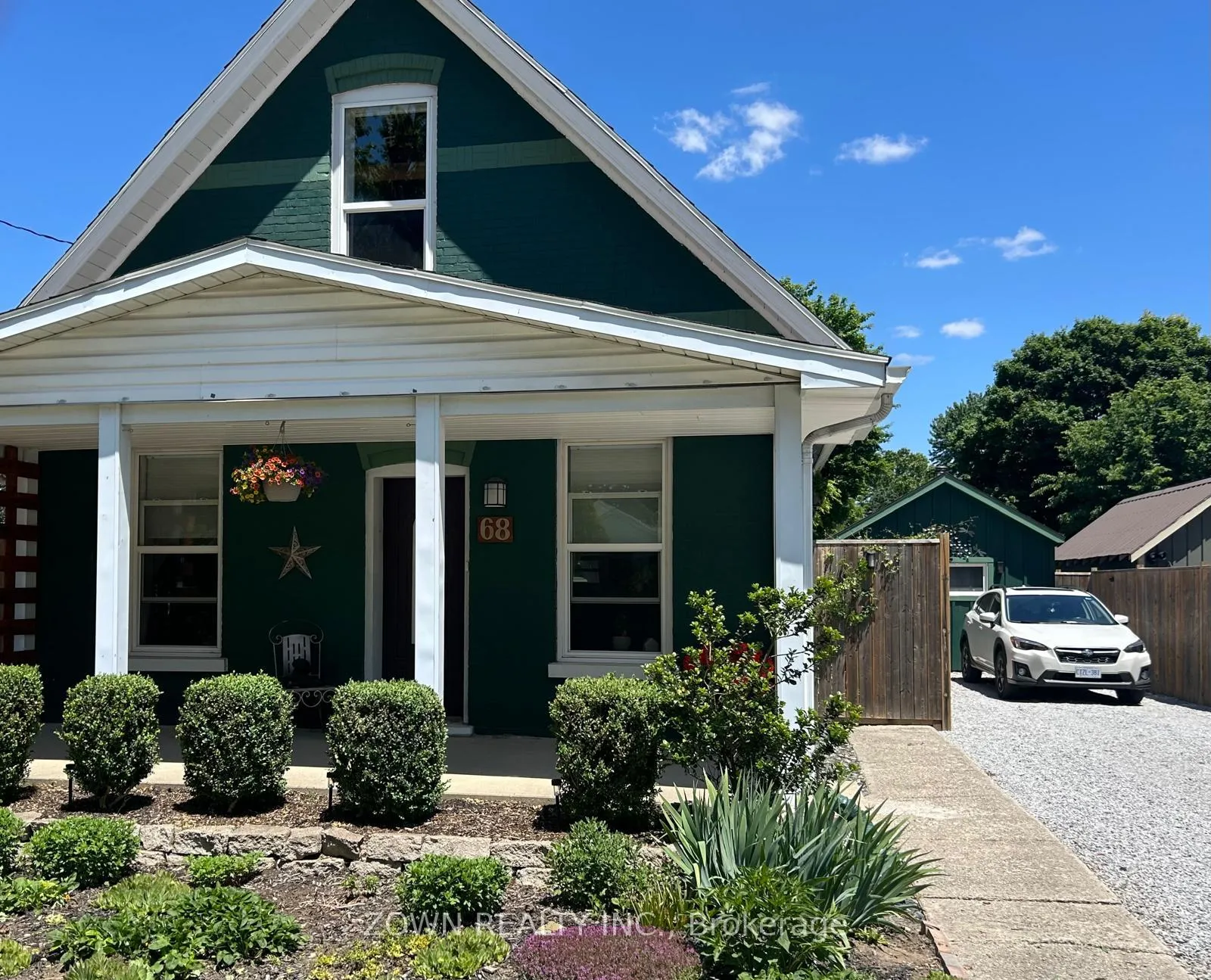 Photo 4 of 68 Victoria Street, Chatham-Kent, Thamesville — HOMEH