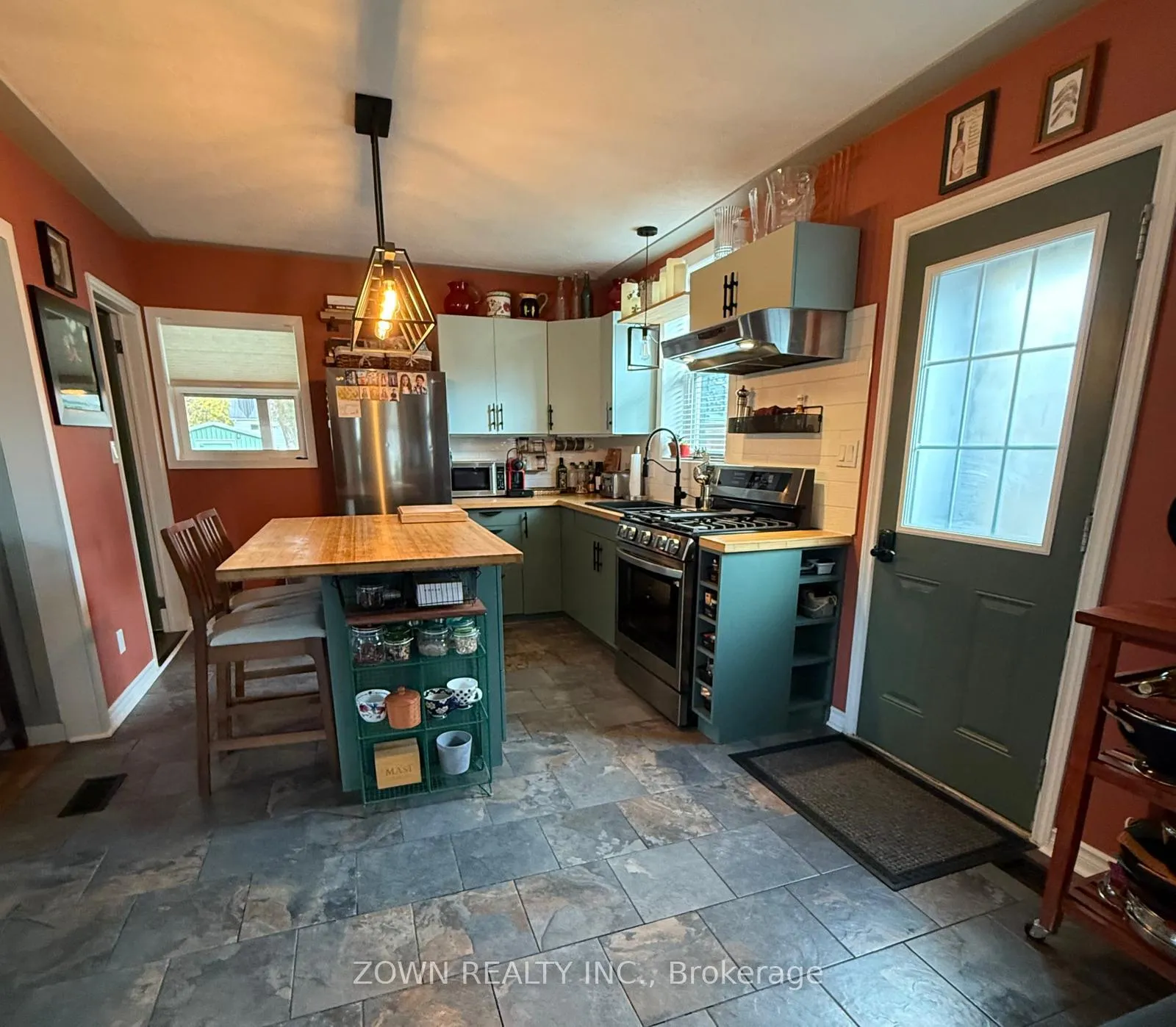 Photo 6 of 68 Victoria Street, Chatham-Kent, Thamesville — HOMEH