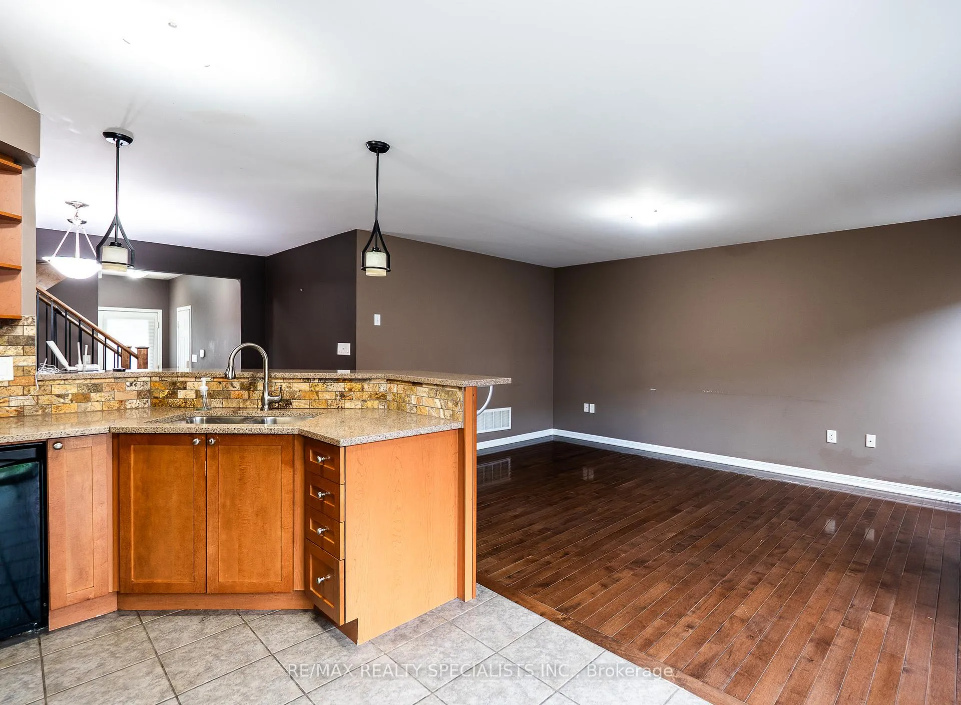 Photo 12 of 212 Prosser Circle S, Milton, Harrison — HOMEH