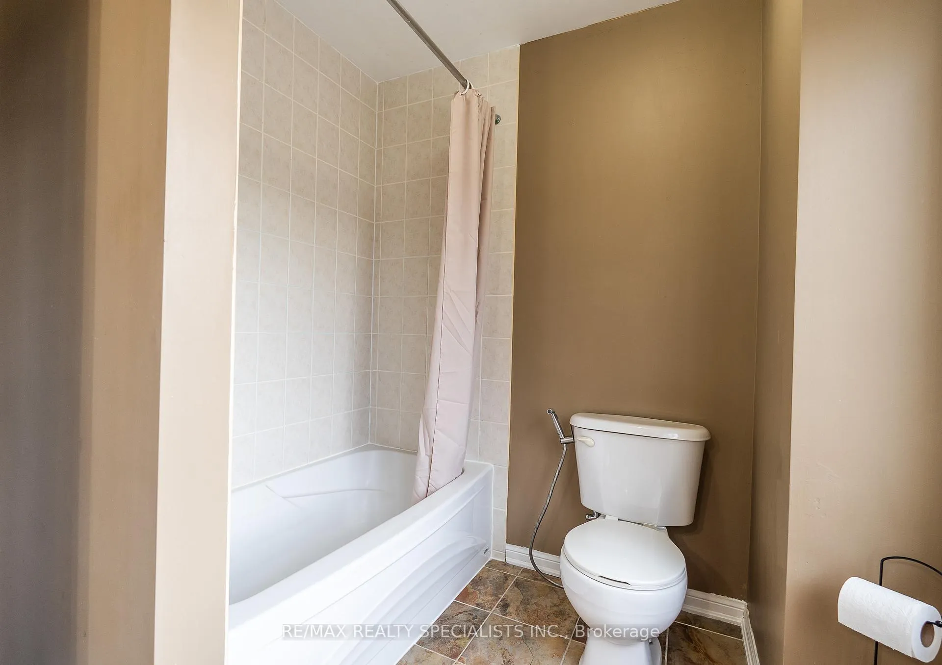 Photo 19 of 212 Prosser Circle S, Milton, Harrison — HOMEH