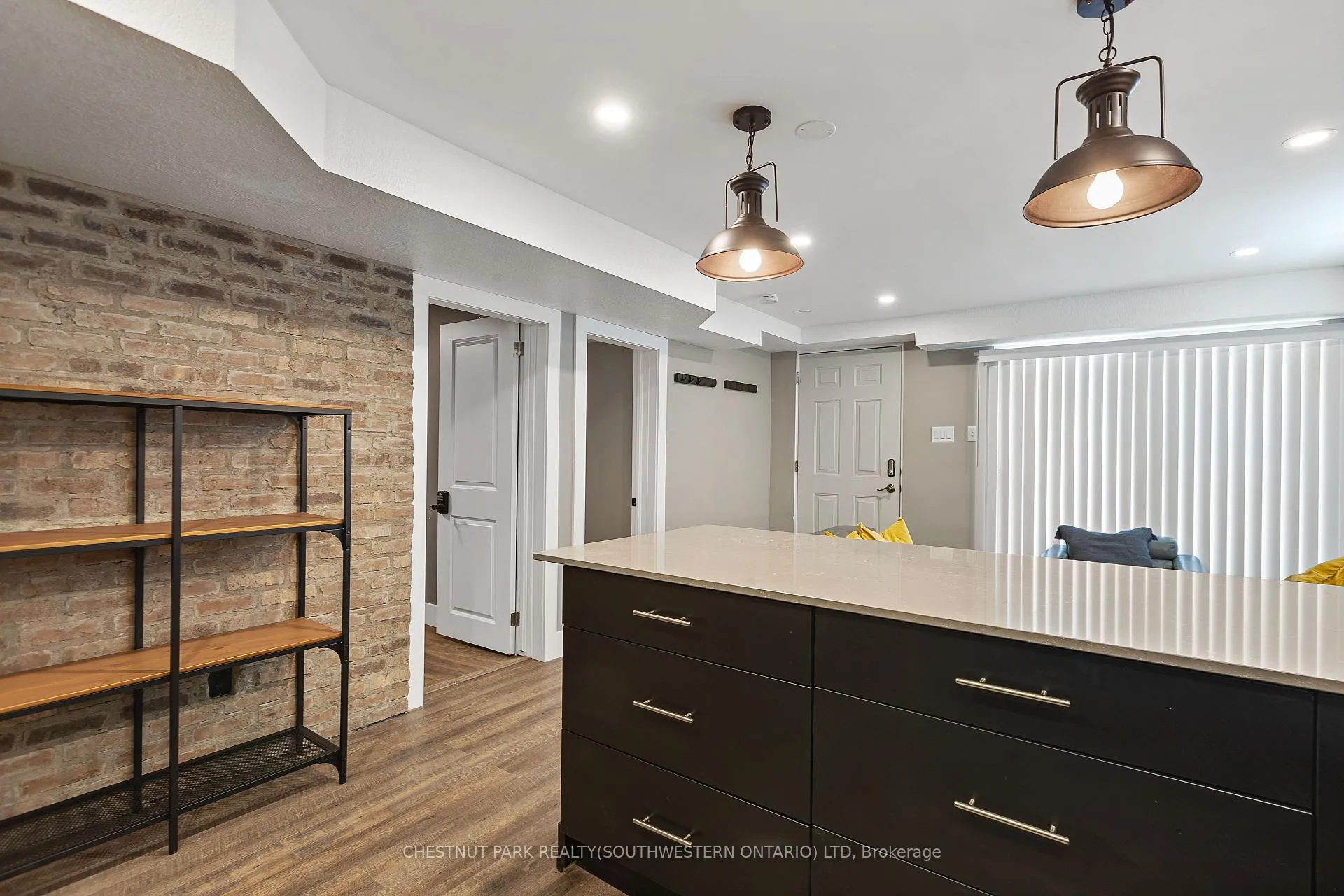 Photo 23 of 154 Elgin Crescent, Waterloo — HOMEH