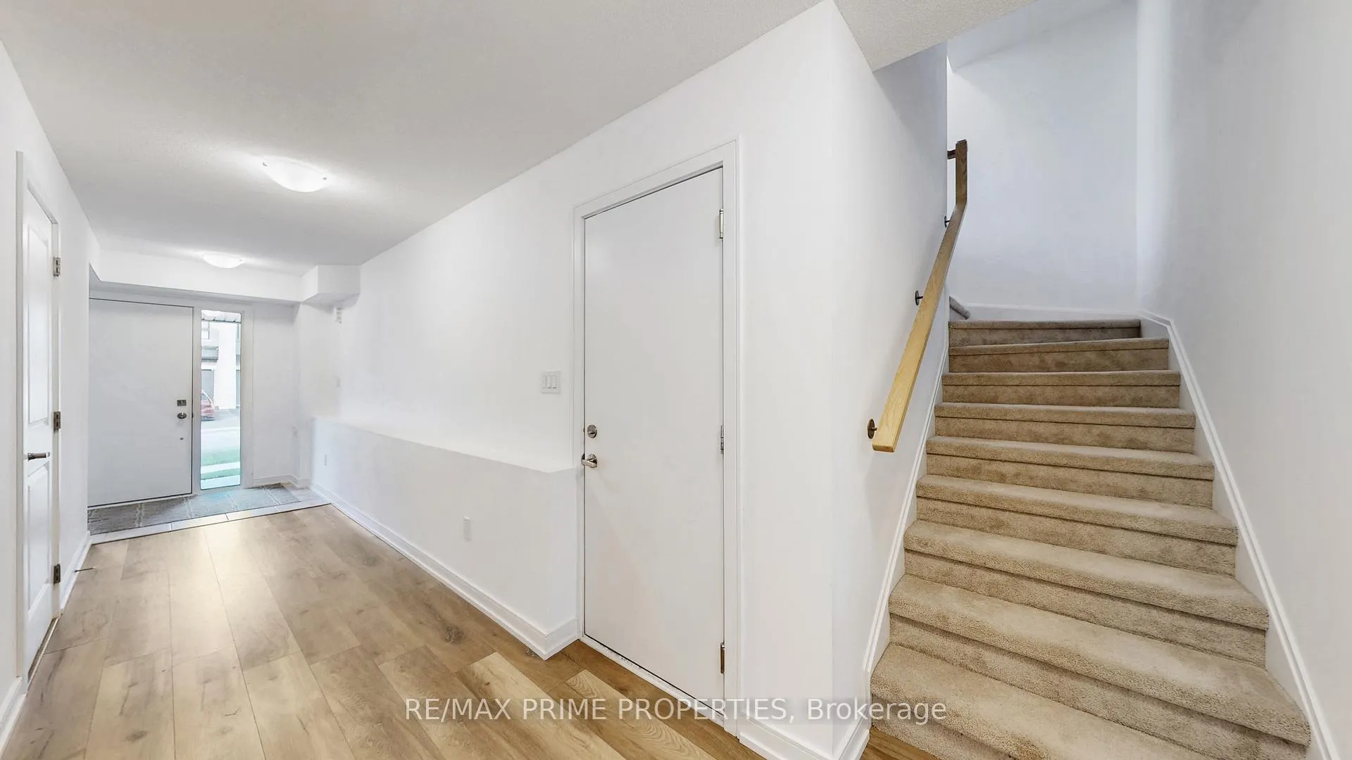 Photo 37 of 113 Blue Forest Crescent, Barrie, Innis-Shore — HOMEH