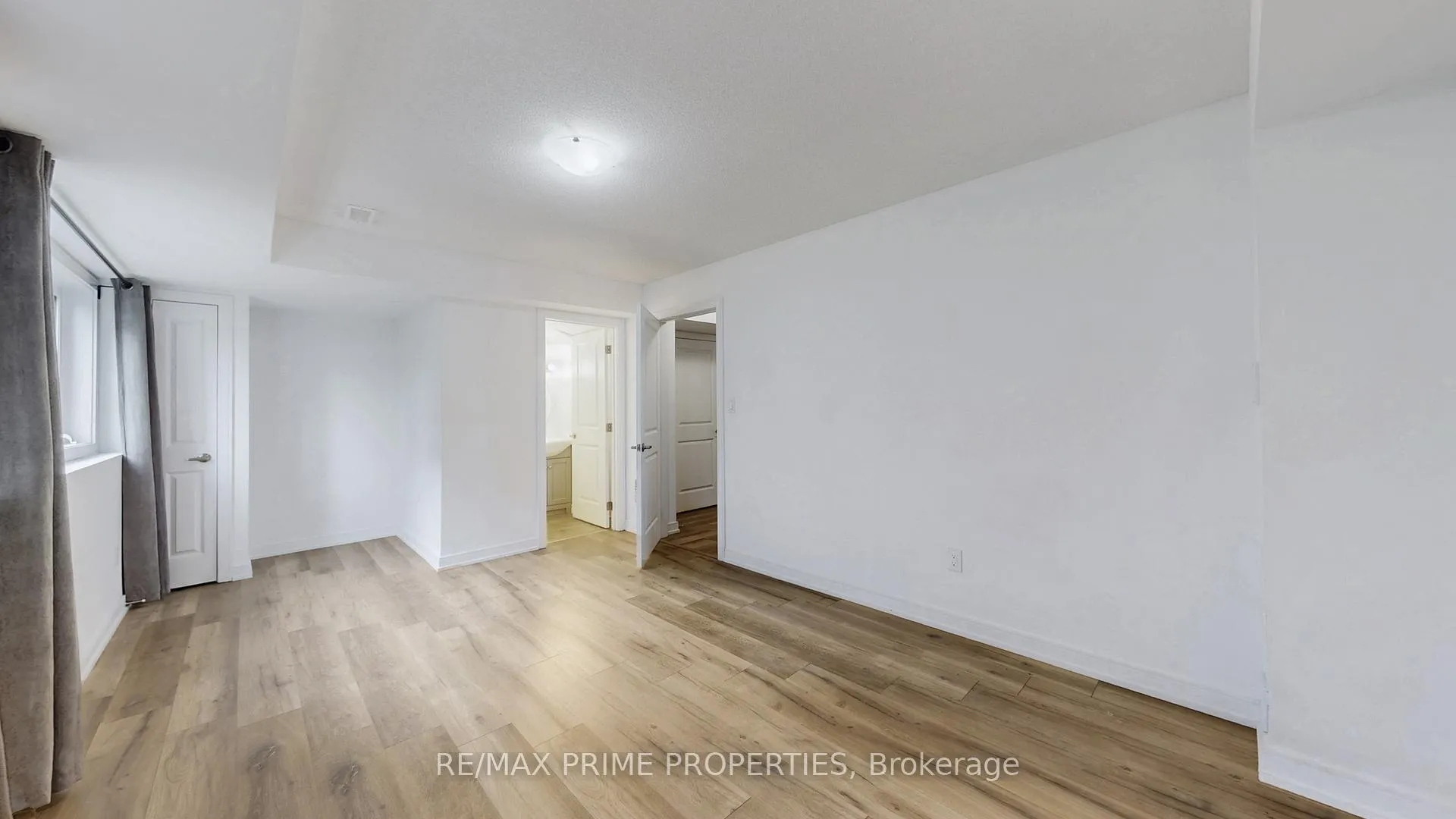 Photo 40 of 113 Blue Forest Crescent, Barrie, Innis-Shore — HOMEH