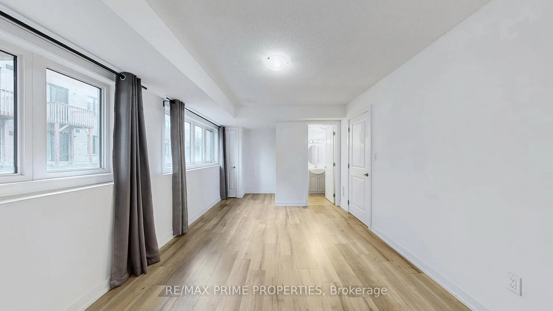 Photo 41 of 113 Blue Forest Crescent, Barrie, Innis-Shore — HOMEH