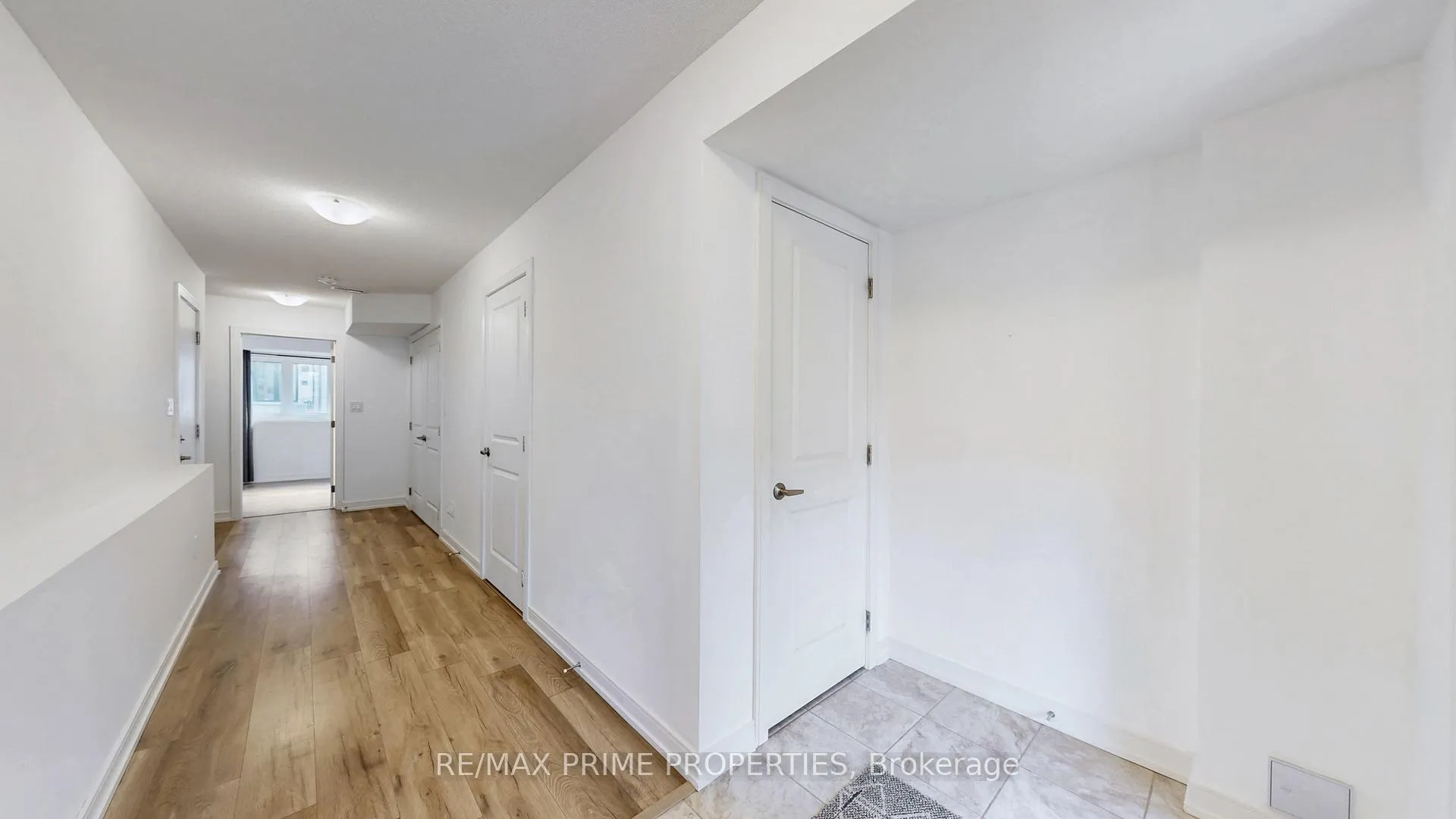 Photo 45 of 113 Blue Forest Crescent, Barrie, Innis-Shore — HOMEH