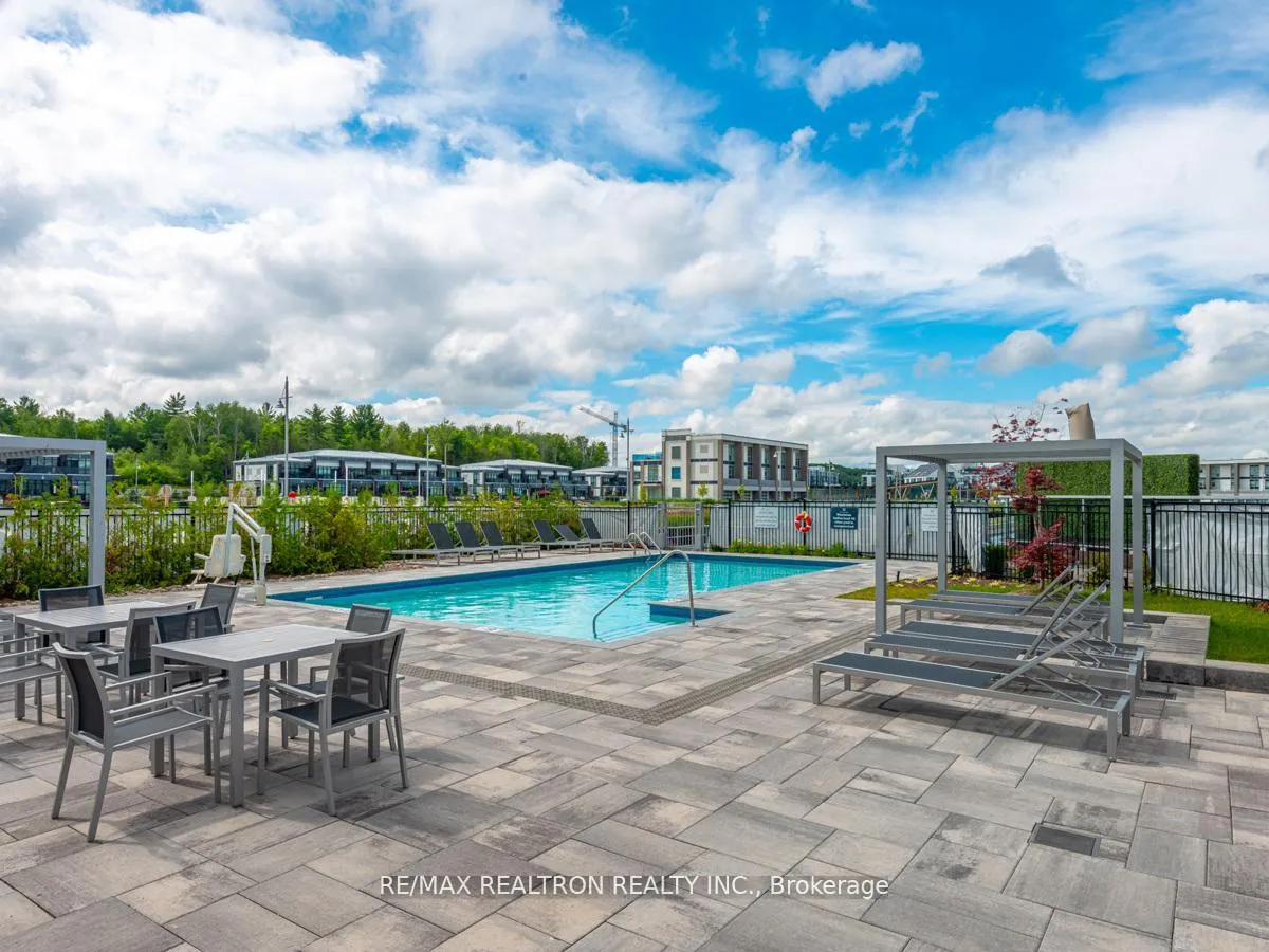 Photo 5 of 3733 Ferretti Court, Innisfil, Rural Innisfil — HOMEH