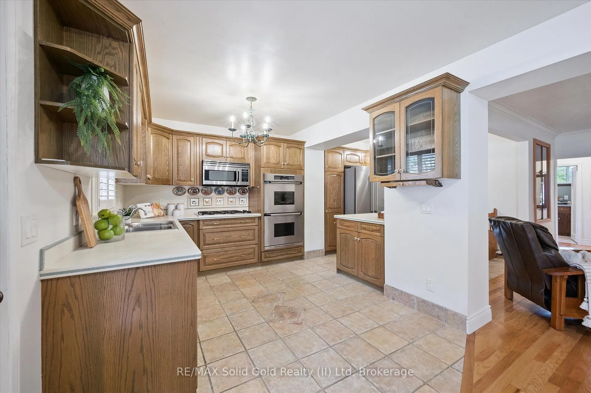 Photo 6 of 34 Belmont Avenue E, Kitchener — HOMEH