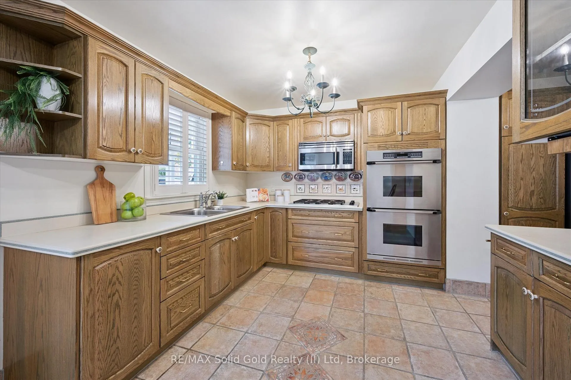 Photo 7 of 34 Belmont Avenue E, Kitchener — HOMEH