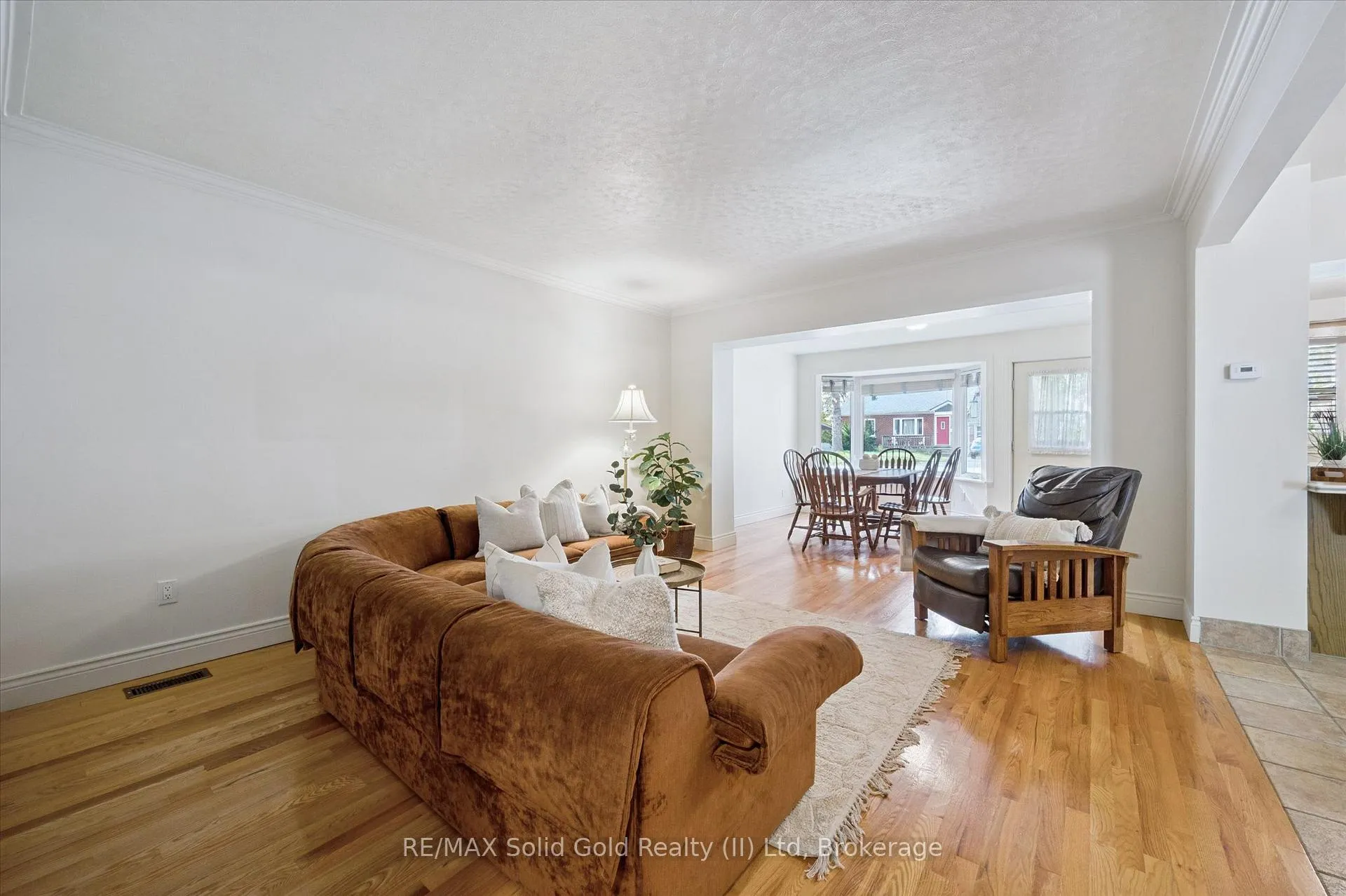 Photo 11 of 34 Belmont Avenue E, Kitchener — HOMEH