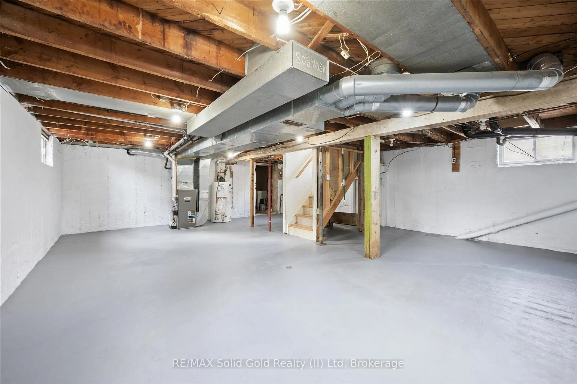 Photo 23 of 34 Belmont Avenue E, Kitchener — HOMEH
