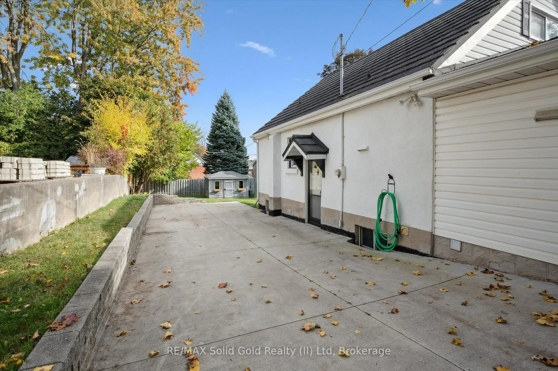 Photo 25 of 34 Belmont Avenue E, Kitchener — HOMEH