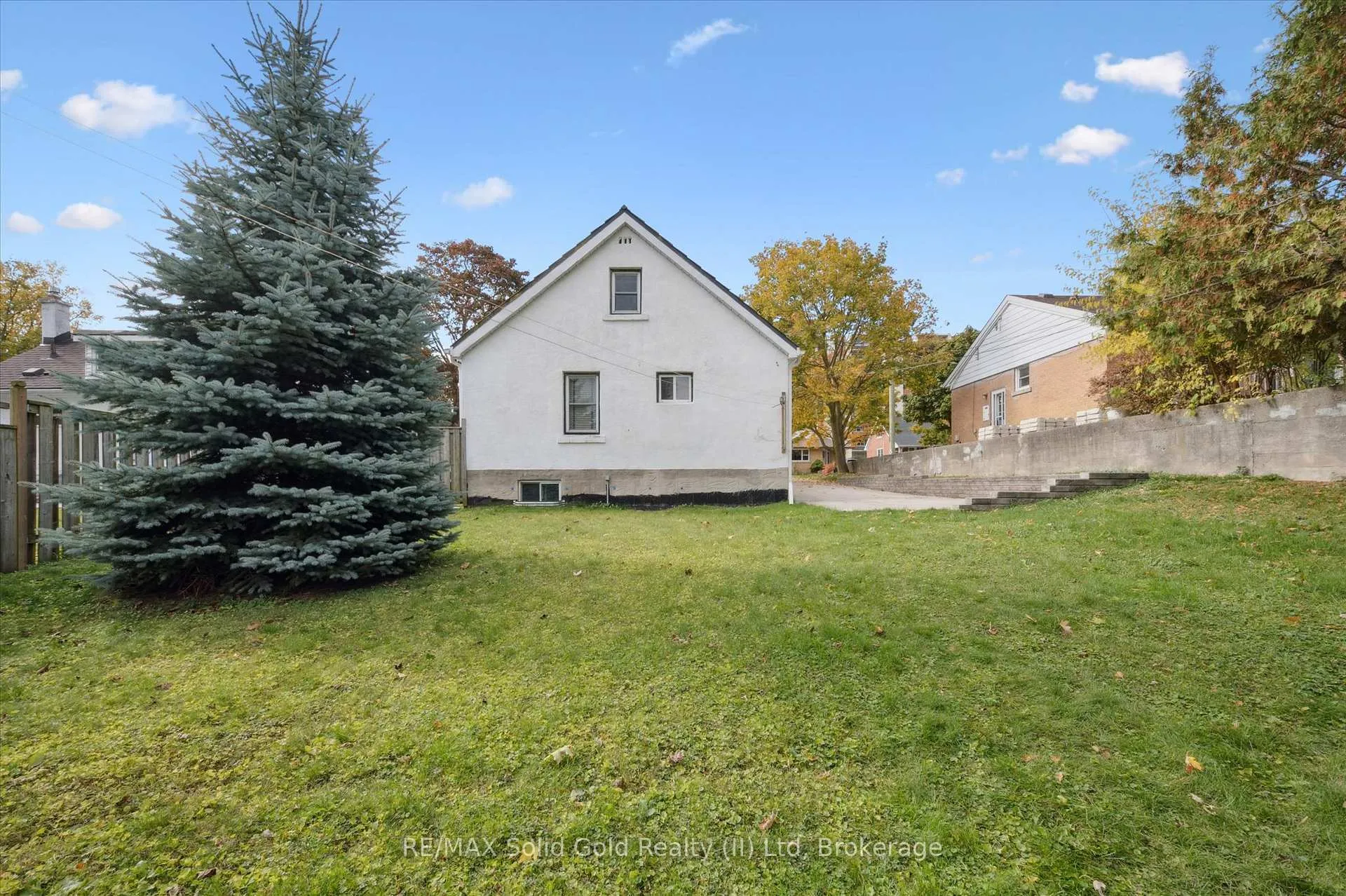 Photo 28 of 34 Belmont Avenue E, Kitchener — HOMEH