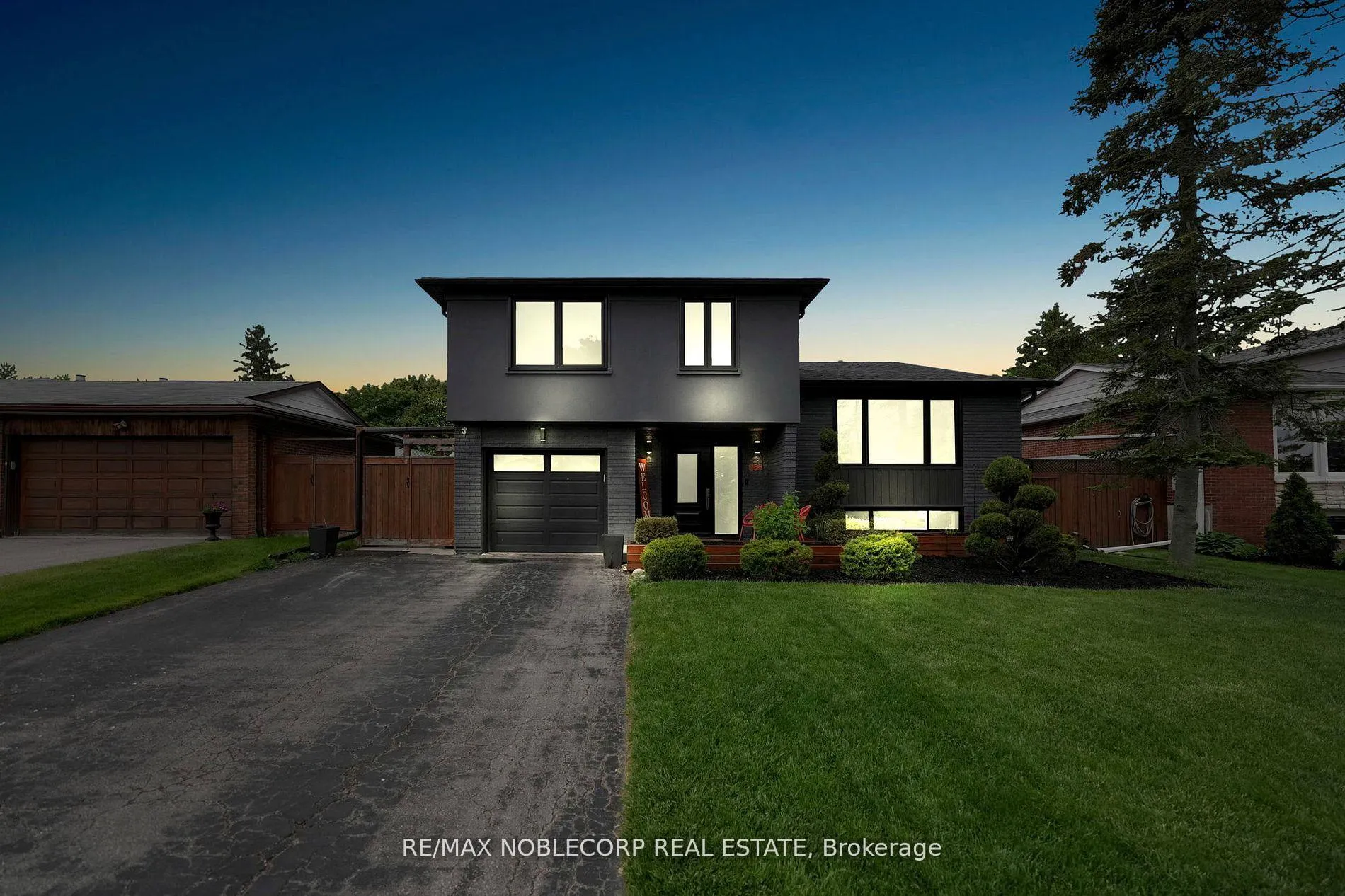 Photo 2 of 255 Bell Air Drive, Caledon, Bolton East — HOMEH