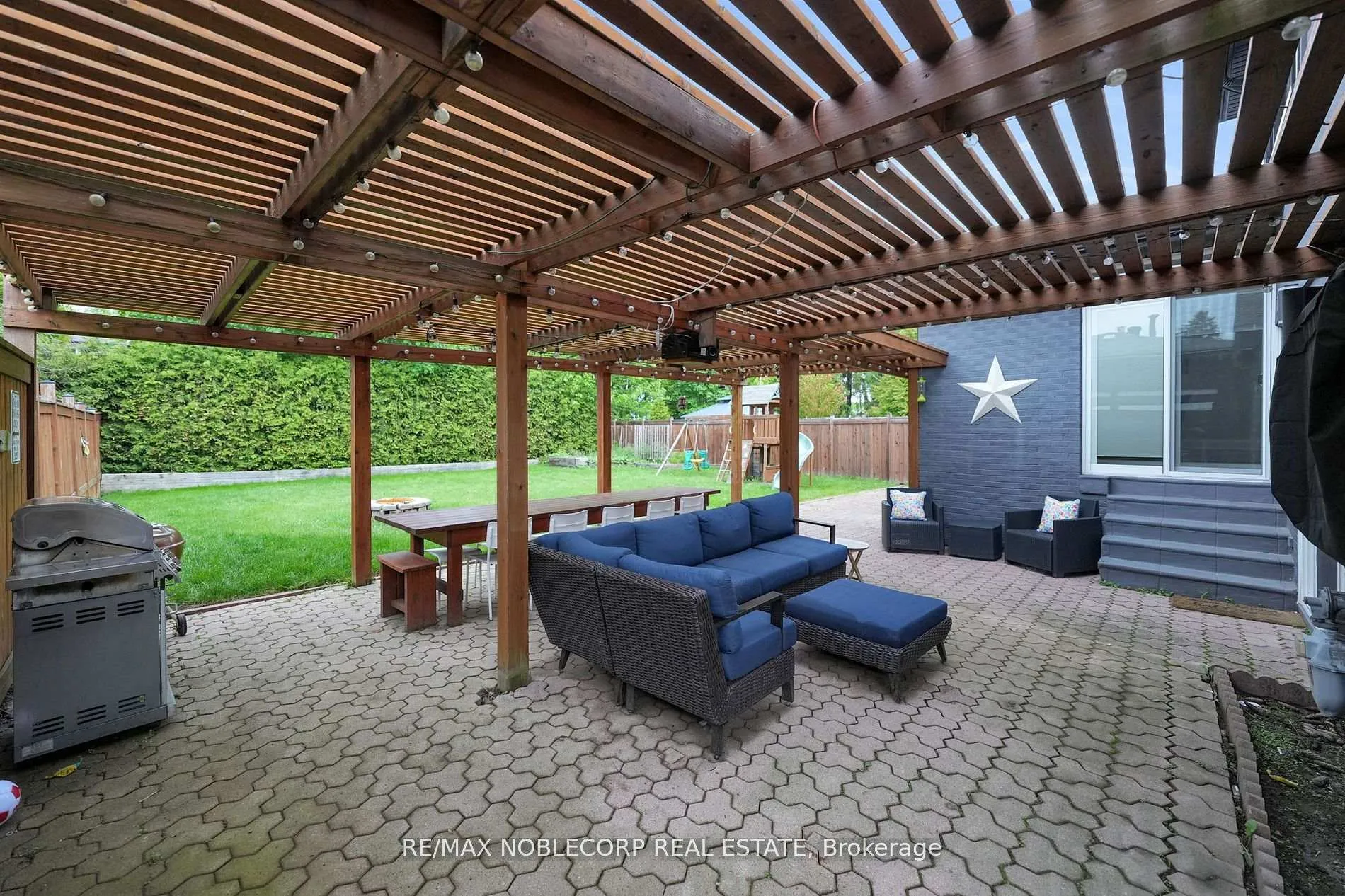 Photo 44 of 255 Bell Air Drive, Caledon, Bolton East — HOMEH