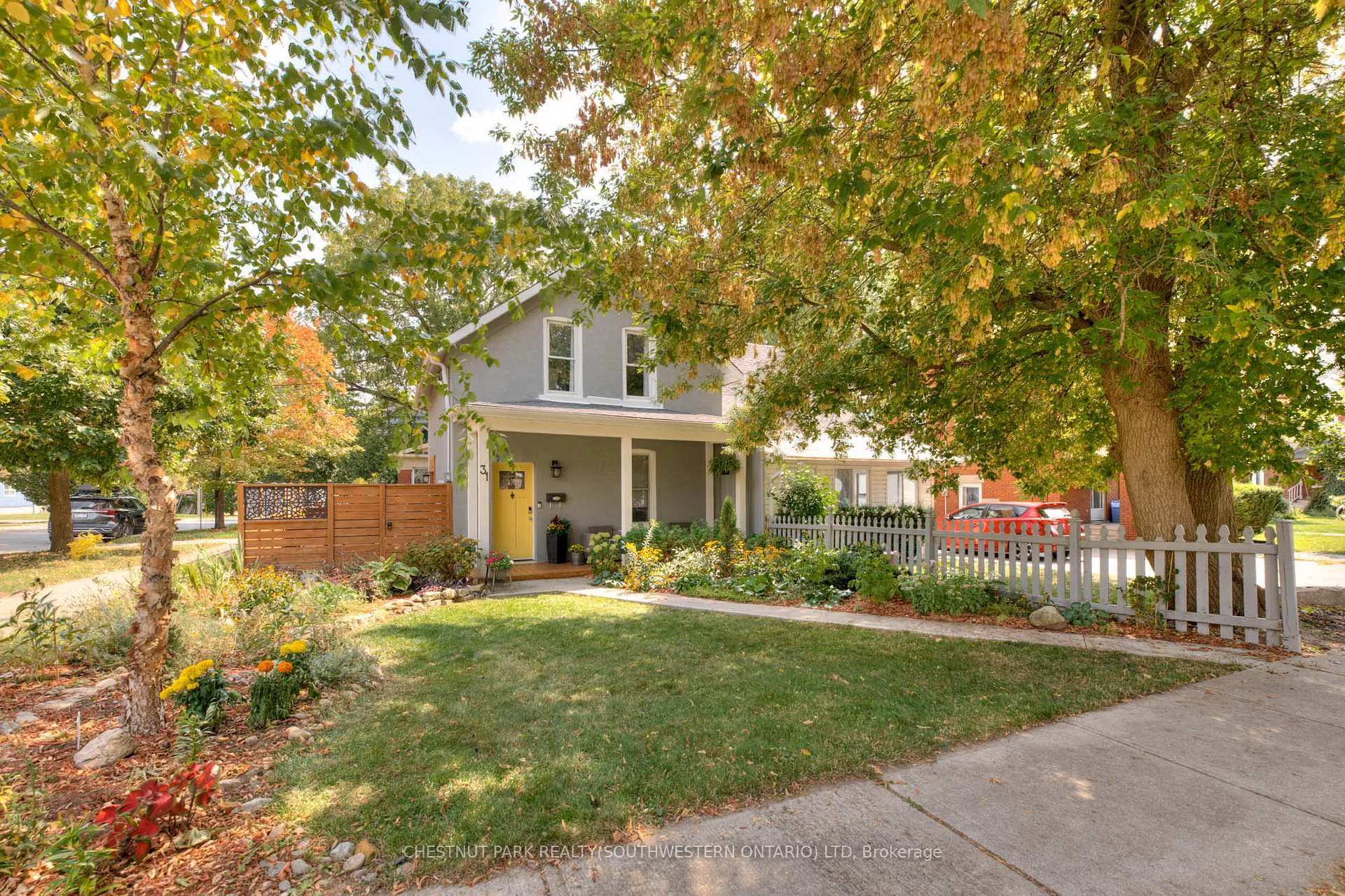 Photo 1 of 31 Andrew Street, Kitchener — HOMEH