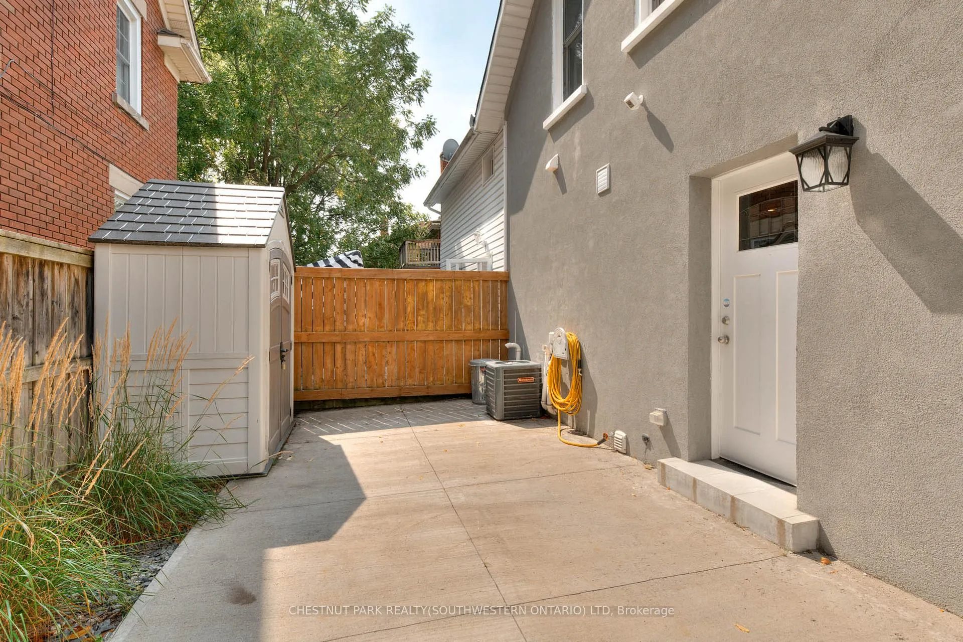 Photo 35 of 31 Andrew Street, Kitchener — HOMEH